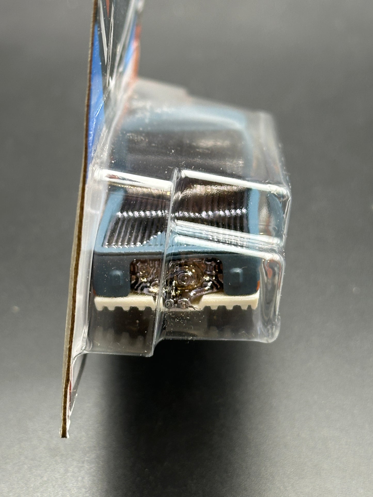 HOT WHEELS - VOLKSWAGEN T2 PICKUP (2024) - HW HOT TRUCKS 1/10