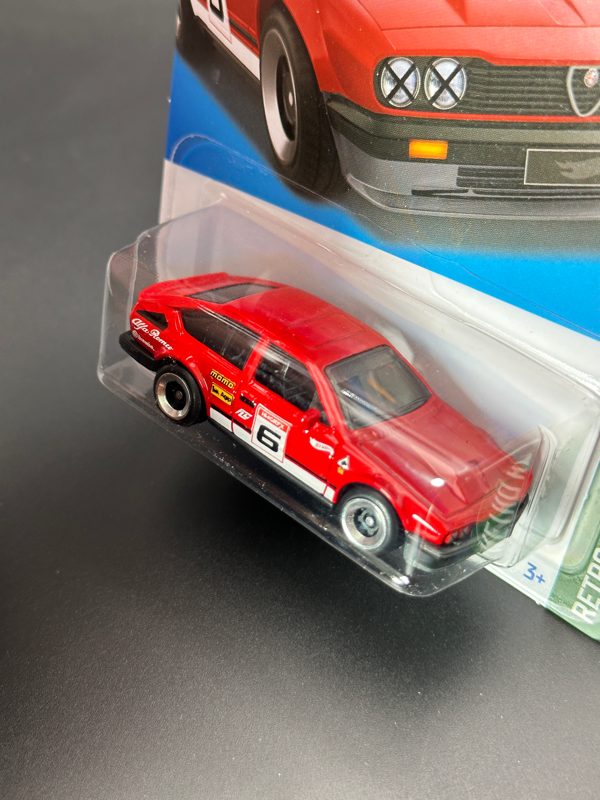 HOT WHEELS - ALFA ROMEO GTV6 3.0 (2023) - RETRO RACERS 10/10