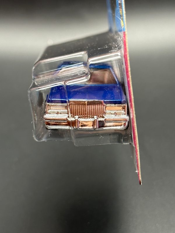 HOT WHEELS - 82 CADILLAC SEVILLE (2023) - HW THE 80s 7/10
