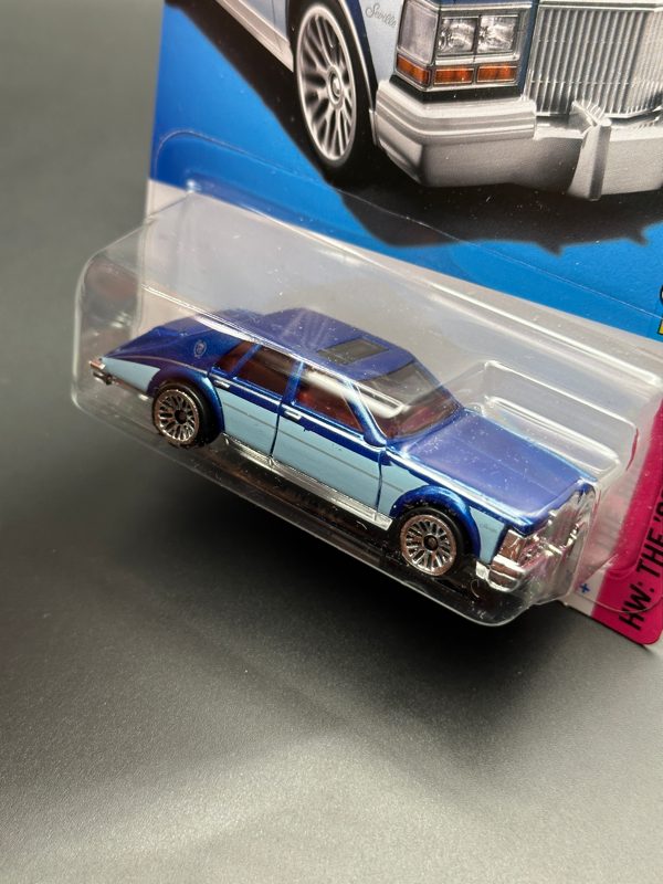 HOT WHEELS - 82 CADILLAC SEVILLE (2023) - HW THE 80s 7/10