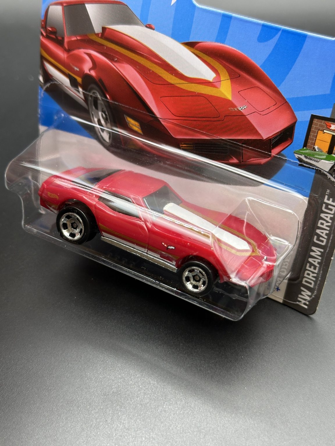 HOT WHEELS - CORVETTE STINGRAY (2024) - HW DREAM GARAGE 5/5