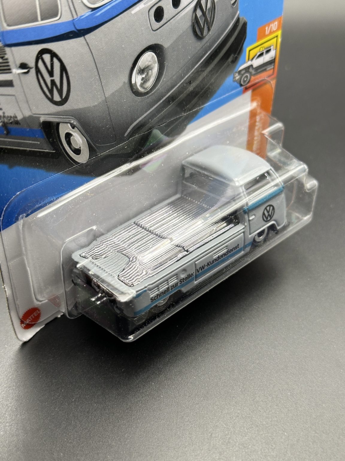 HOT WHEELS - VOLKSWAGEN T2 PICKUP (2024) - HW HOT TRUCKS 1/10