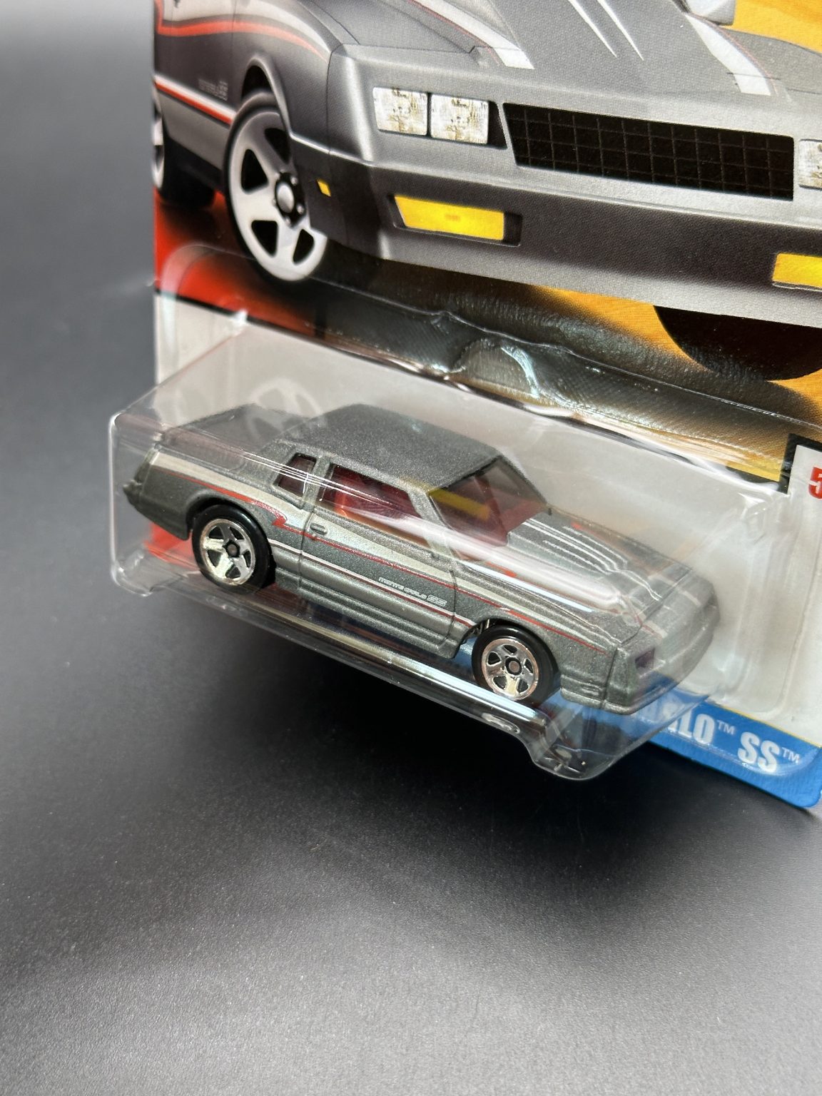 HOT WHEELS - 86 MONTE CARLO SS (2018) - 50th ANNIVERSARY THROWBACK SERIES 5/10