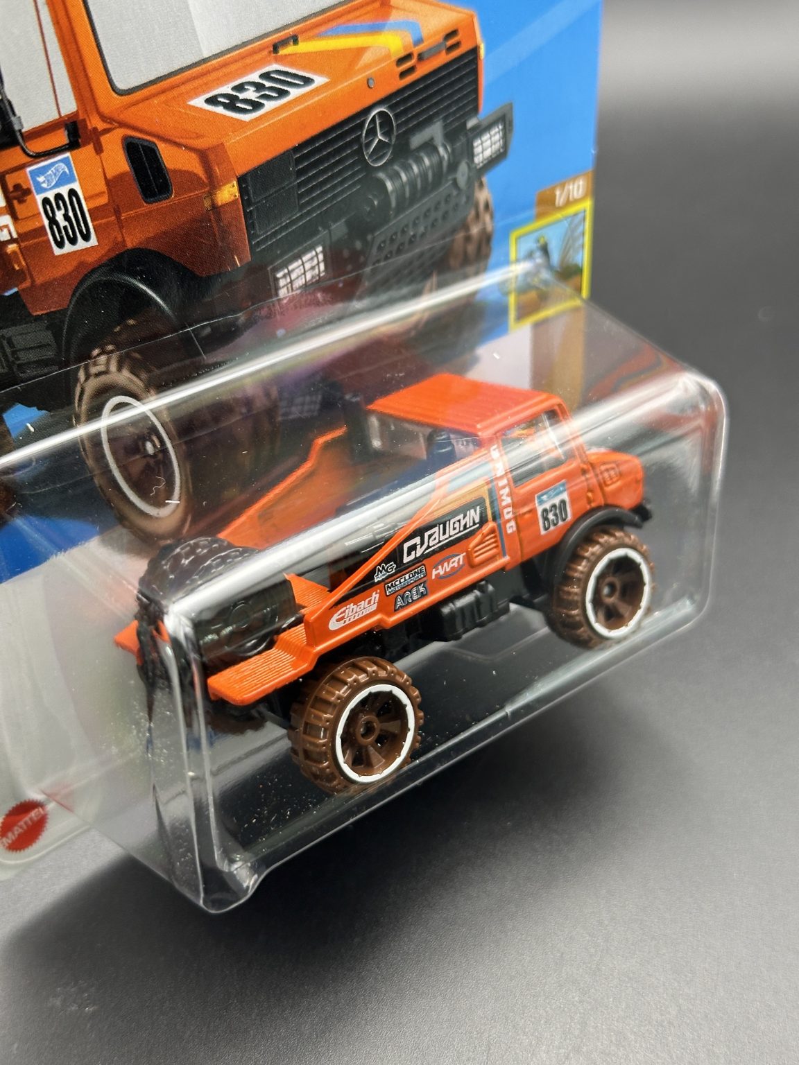 HOT WHEELS - MERCEDES BENZ UNIMOG 1300 (2024) - HW DIRT 1/10
