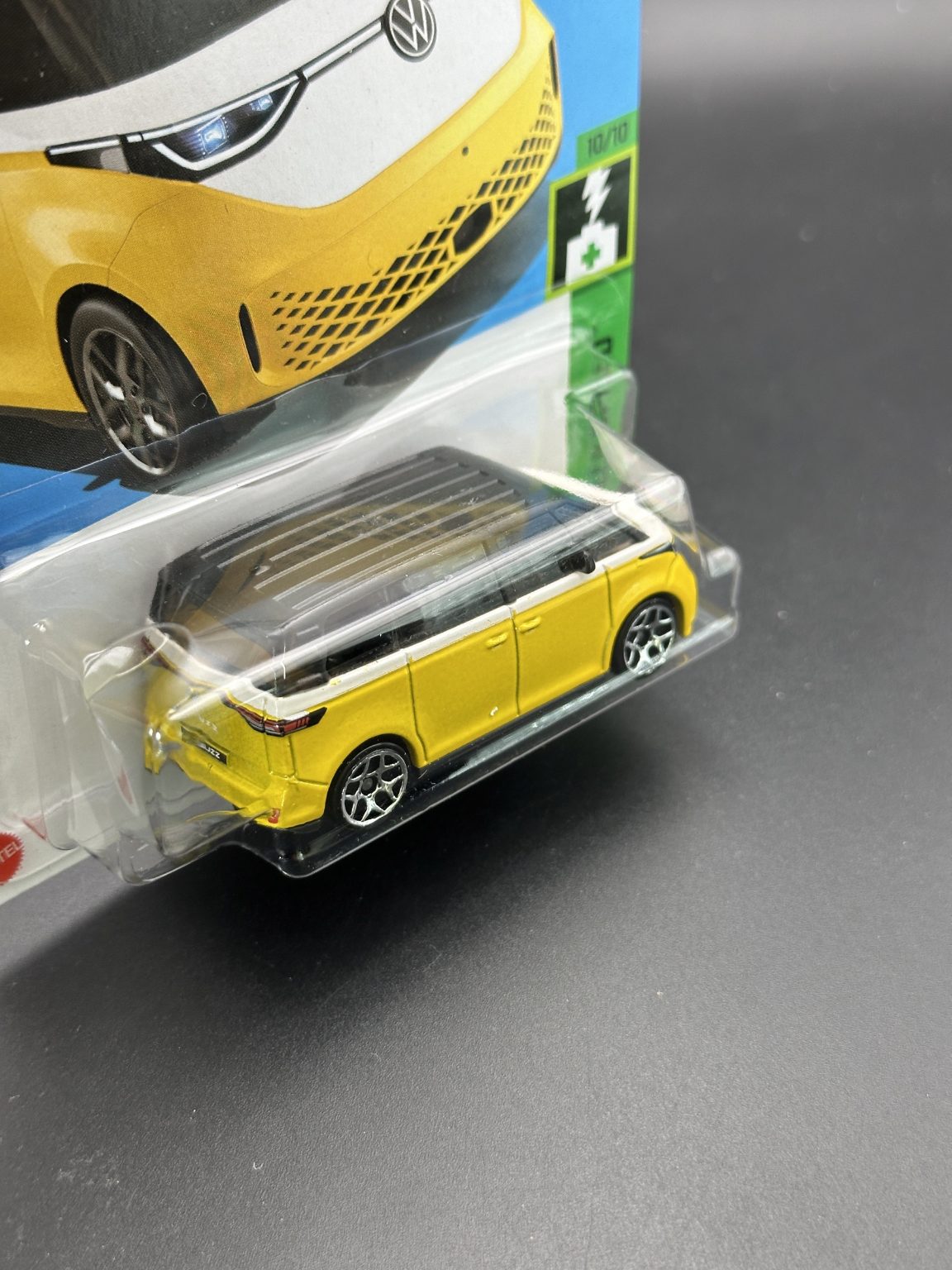 HOT WHEELS - VOLKSWAGEN ID BUZZ (2023) - HW GREEN SPEED 10/10