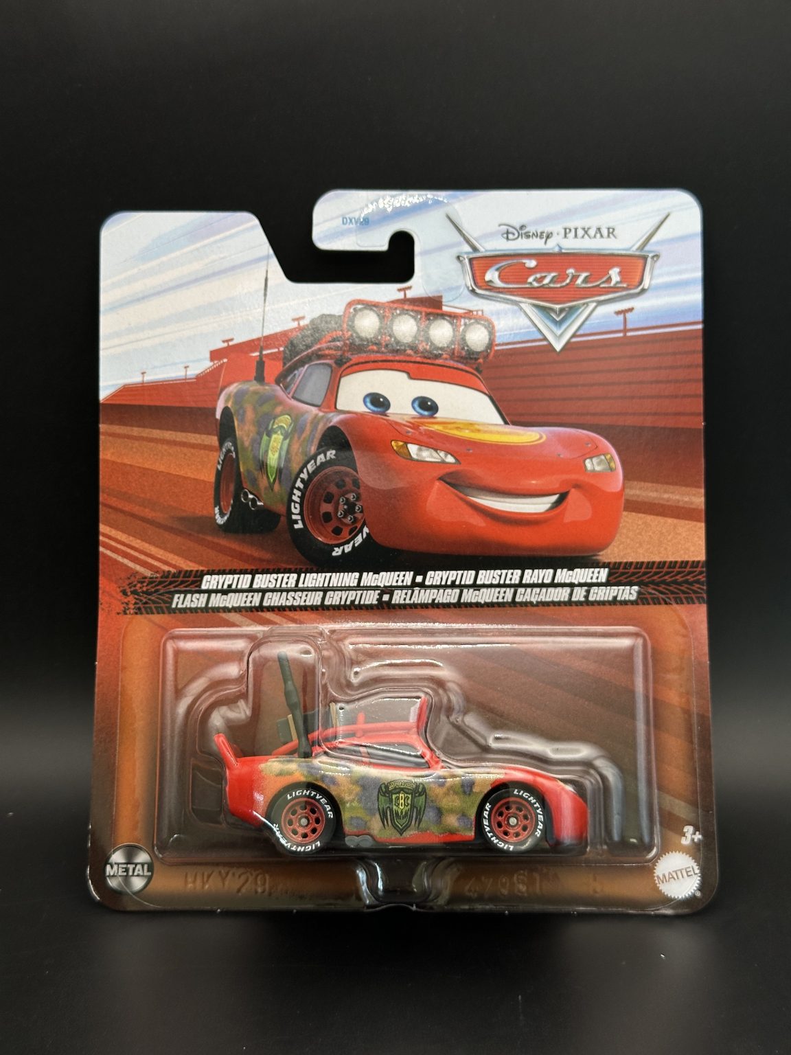 DISNEY PIXAR CARS - CRYPTID BUSTER LIGHTNING MCQUEEN - CARS - DIECAST