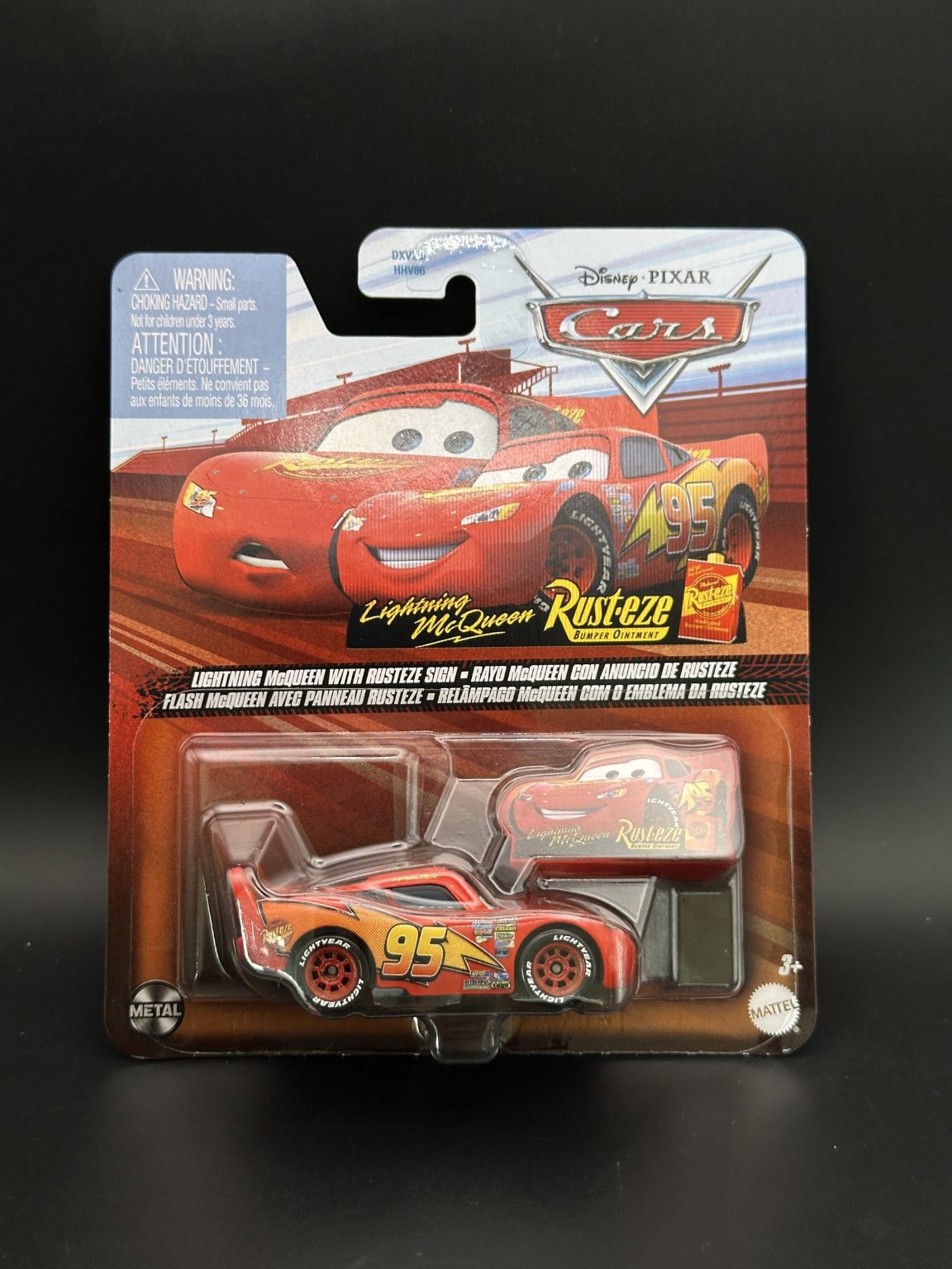 DISNEY PIXAR CARS - LIGHTNING MCQUEEN WITH RUSTEZE SIGN (2025) - CARS - DIECAST