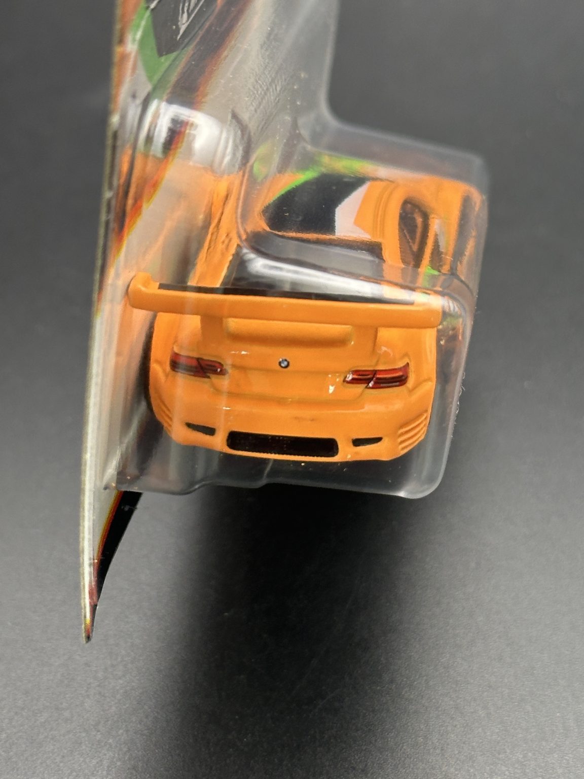 HOT WHEELS - BMW M3 GT2 (2024) - NEON SPEEDERS 4/8