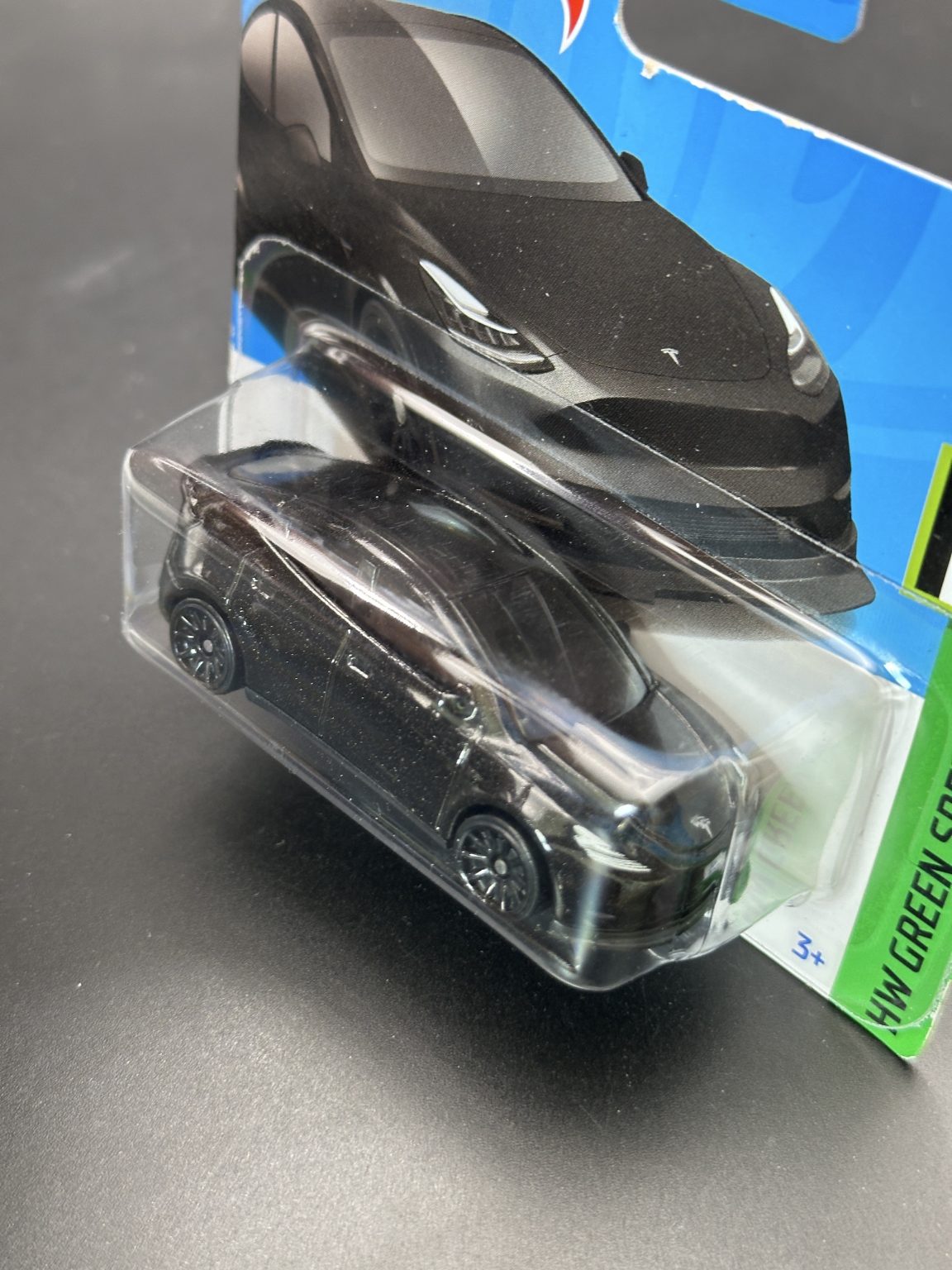 HOT WHEELS - TESLA MODEL Y (2024) - HW GREEN SPEED 3/10