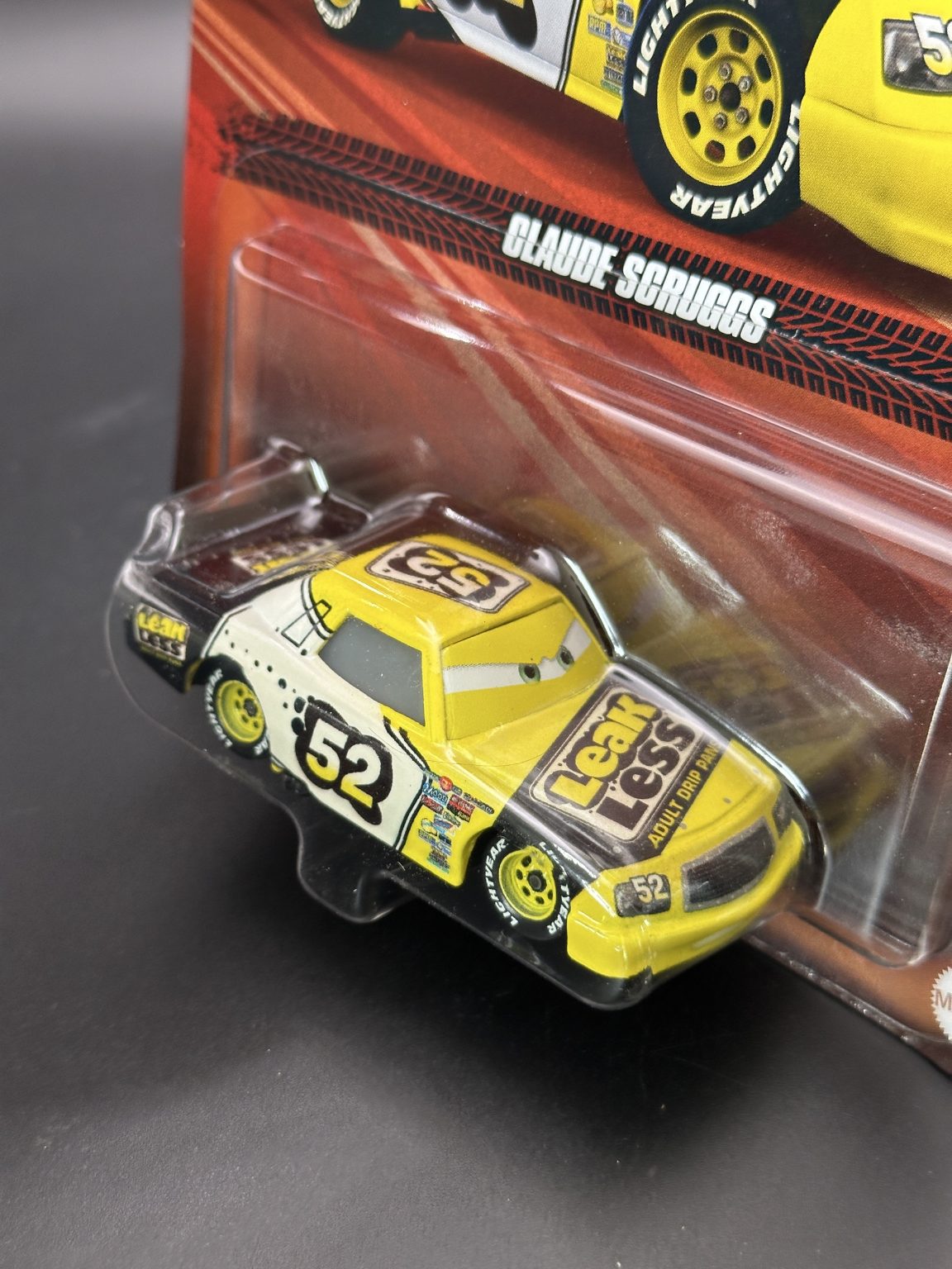 DISNEY PIXAR CARS - CLAUDE SCRUGGS - CARS - DIECAST