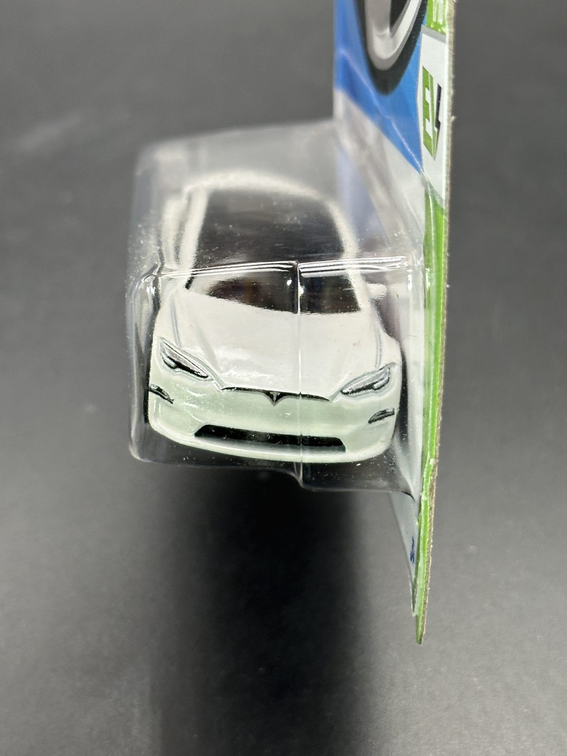 HOT WHEELS - TESLA MODEL S PLAID (2025) - HW EV 1/10