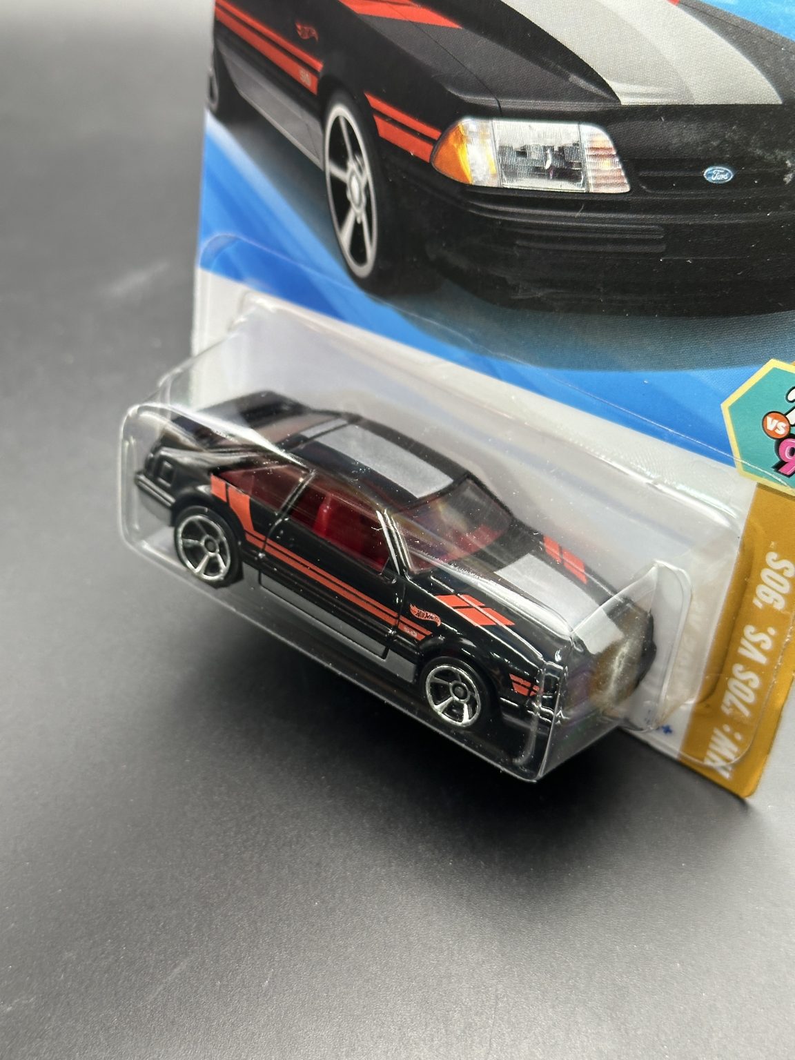 HOT WHEELS - 92 FORD MUSTANG (2025) - HW 70s VS 90s 7/10