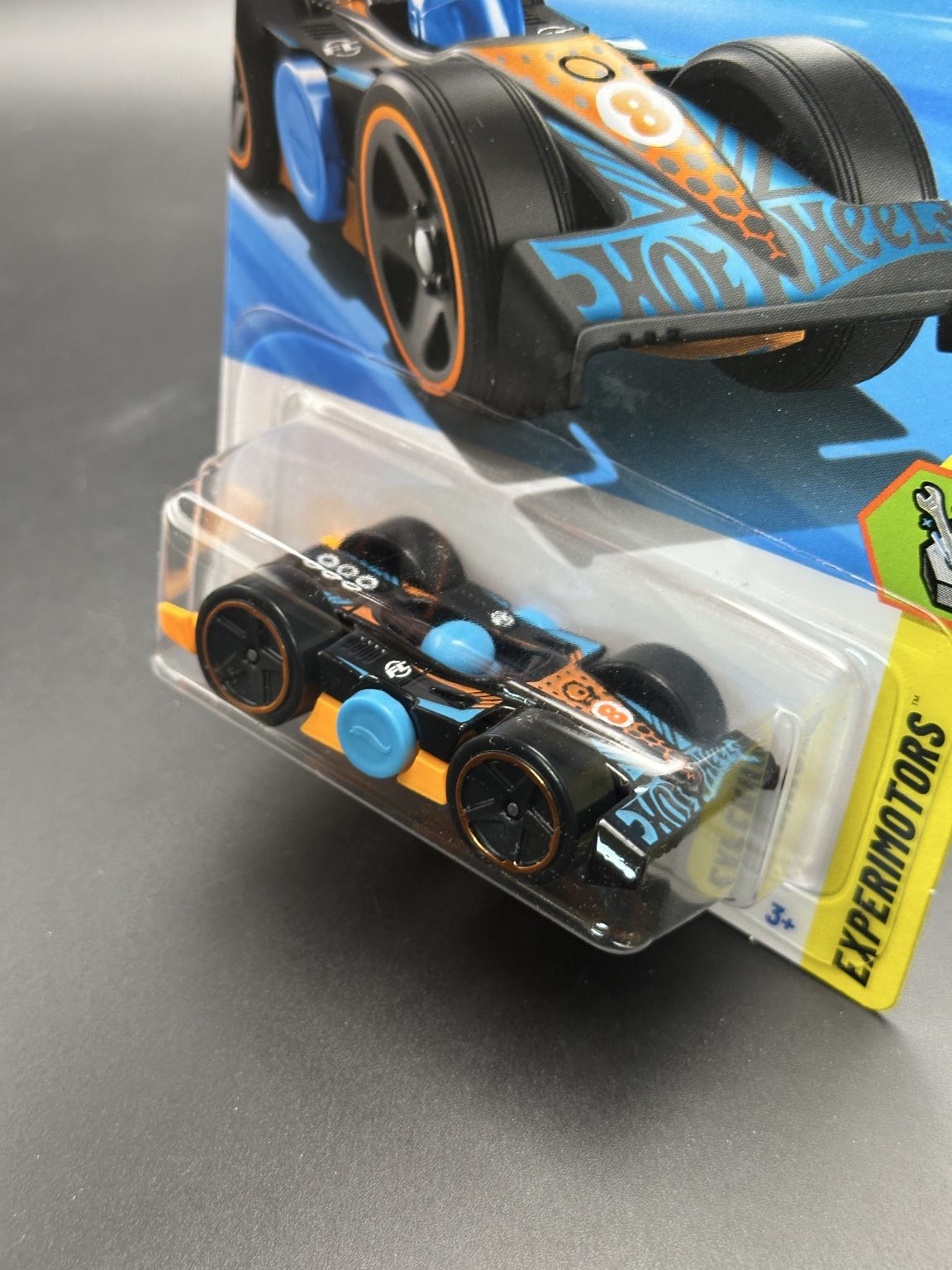HOT WHEELS - FLIPPIN FAST (2025) - HW EXPERIMOTORS 2/10