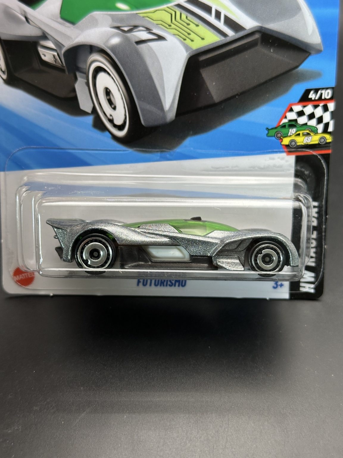 HOT WHEELS - FUTURISMO (2025) - HW RACE DAY 4/10
