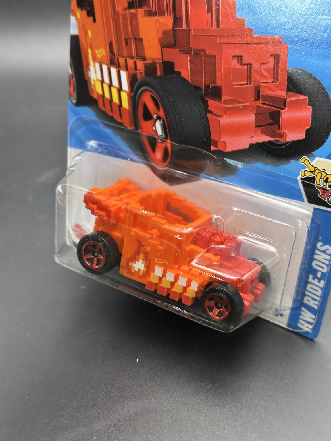 HOT WHEELS - PIXEL SHAKER (2025) - HW RIDE ONS 5/5