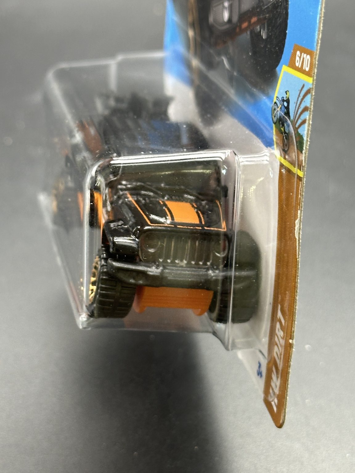 HOT WHEELS - 20 JEEP GLADIATOR (2025) - HW DIRT 6/10