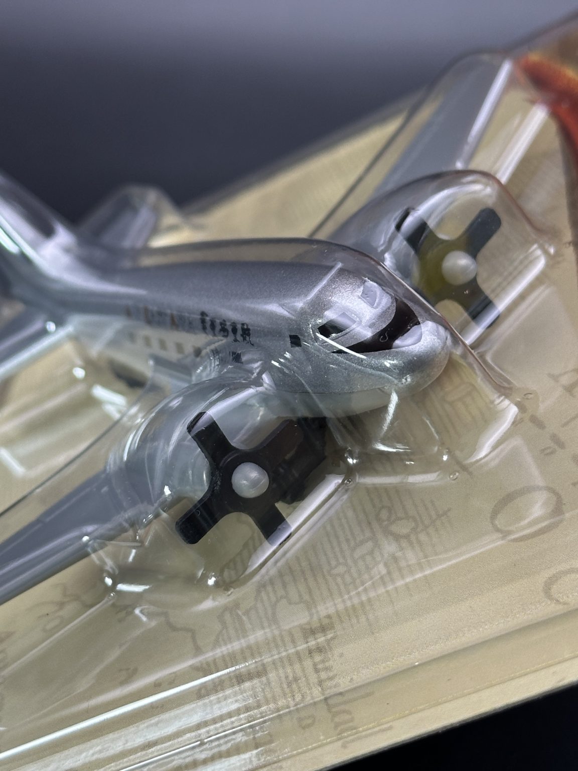 MATCHBOX SKY BUSTERS - MBX AIRLINER - INDIANA JONES