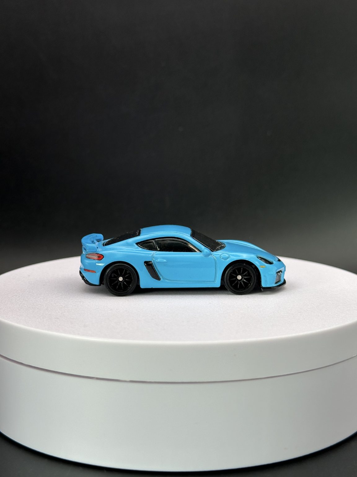 HOT WHEELS -PORSCHE 718 CAYMAN GT4 (2024) - HW BOULEVARD #93 - LOOSE