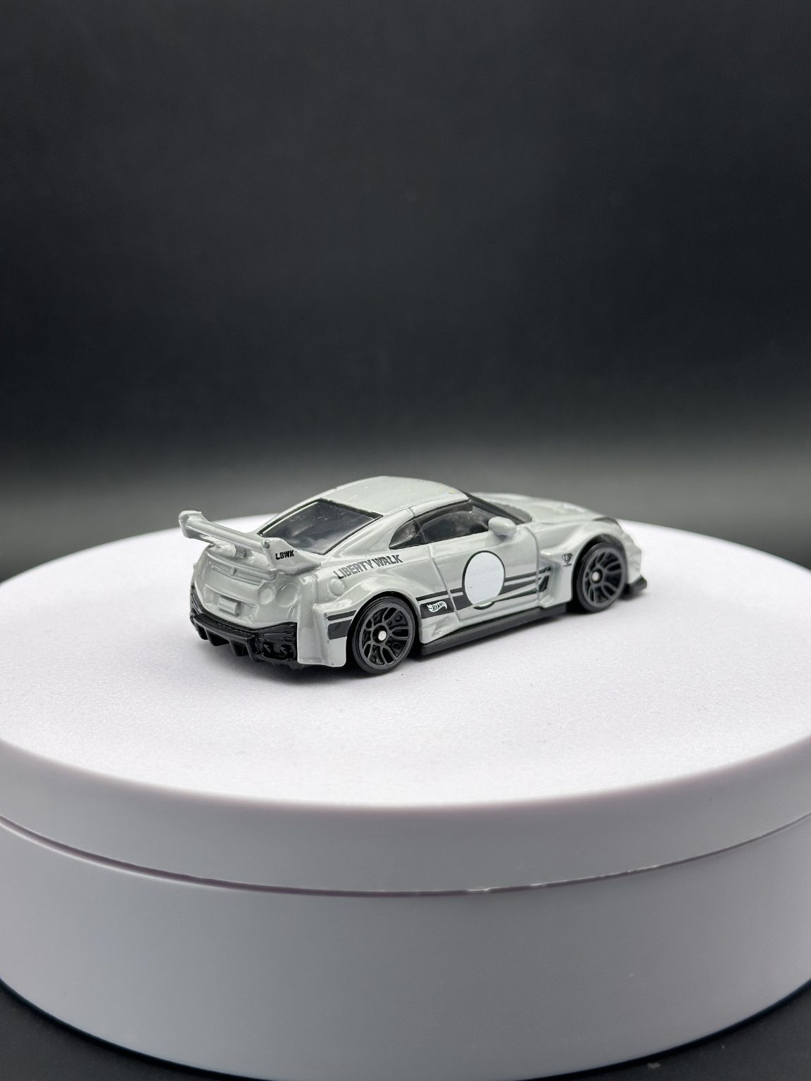 HOT WHEELS - LBWK NISSAN 35GT-RR VER 2 (2024) - HW THEN AND NOW 8/10 LOOSE