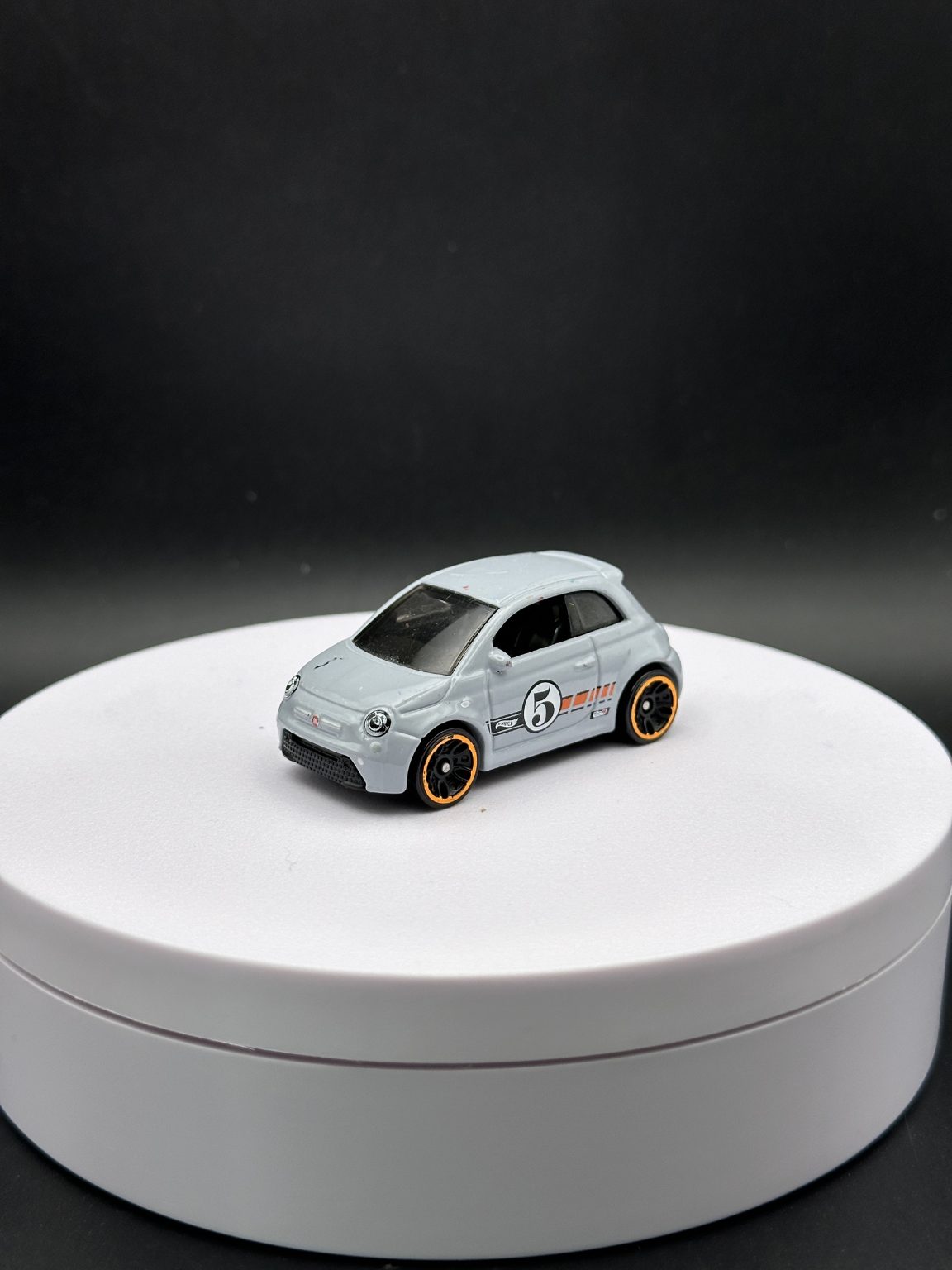 HOT WHEELS - FIAT 500e (2024) - COMPACT KINGS 2/5 - LOOSE