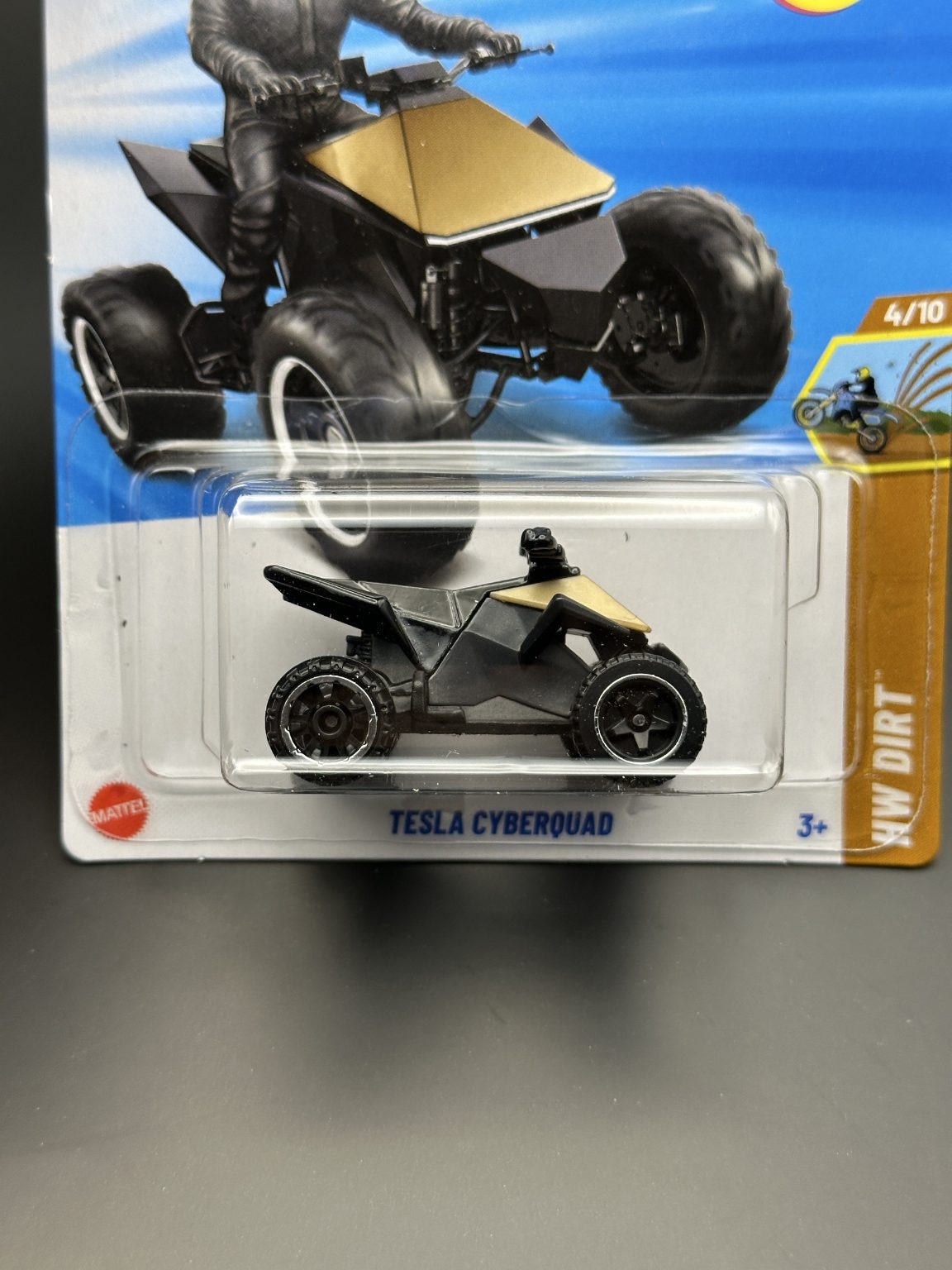 HOT WHEELS - TESLA CYBERSQUAD (2025) - HW DIRT 4/10