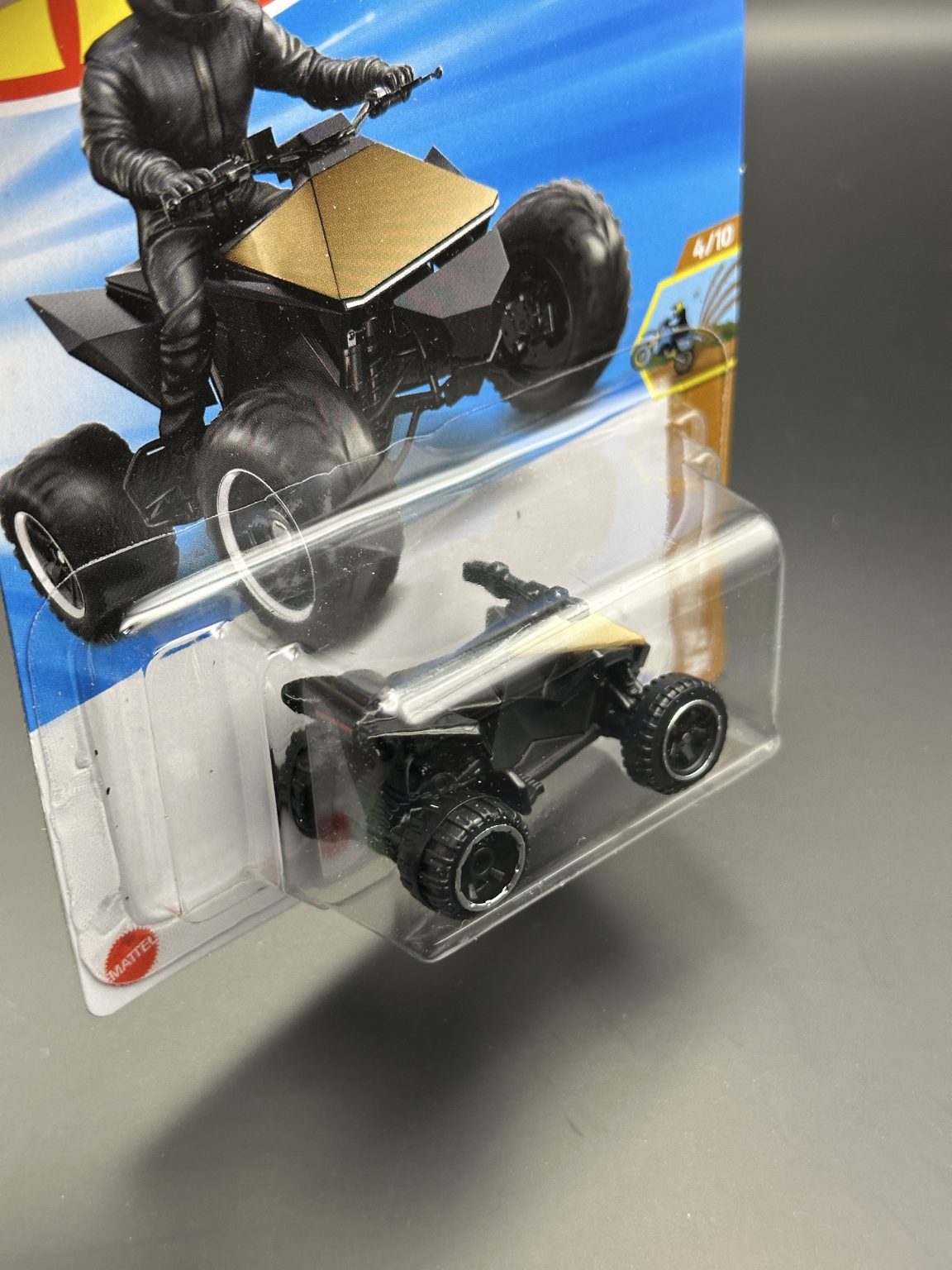 HOT WHEELS - TESLA CYBERSQUAD (2025) - HW DIRT 4/10