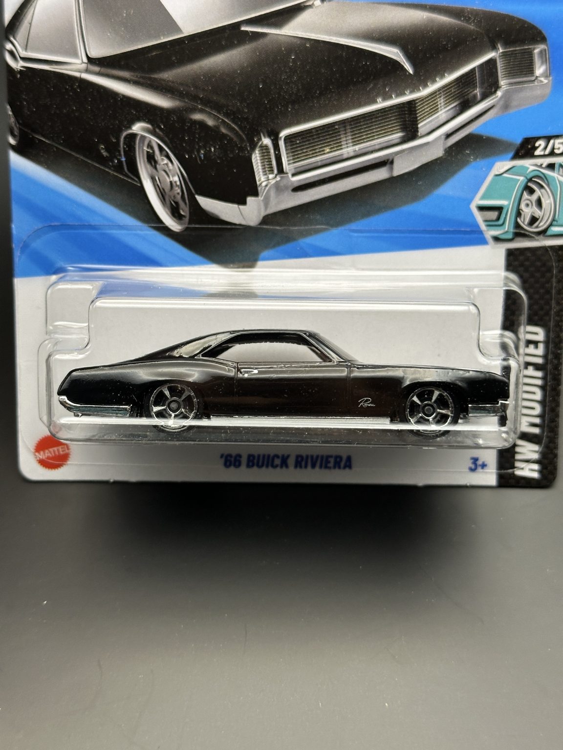 HOT WHEELS - 66 BUICK RIVIERA (2025) - HW MODIFIED 2/5