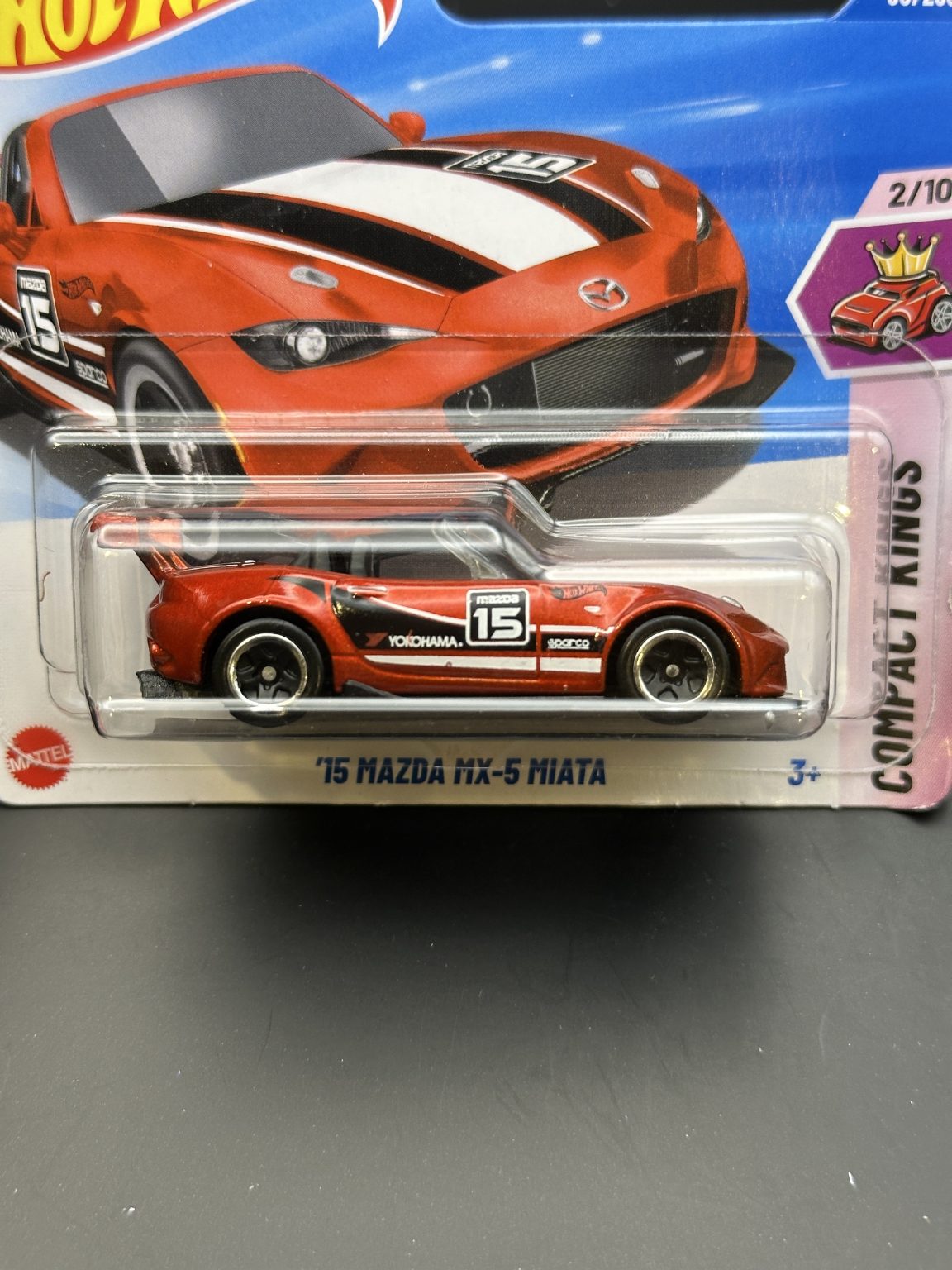 HOT WHEELS - 15 MAZDA MX5 MIATA (2025) - HW COMPACT KINGS 2/10
