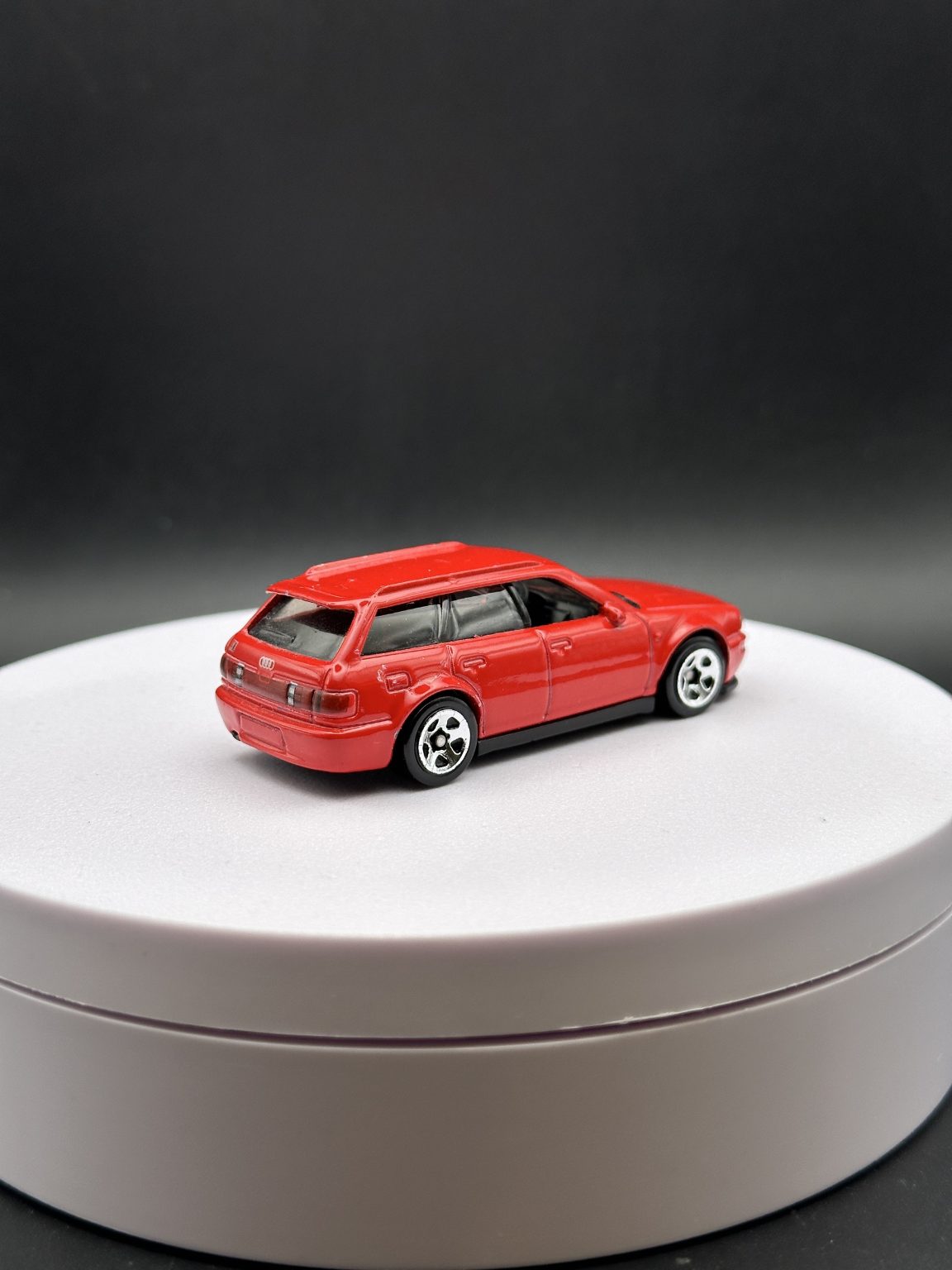 HOT WHEELS - 94 AUDI AVANT RS2 (2024) - FACTORY FRESH 9/10 (LOOSE)
