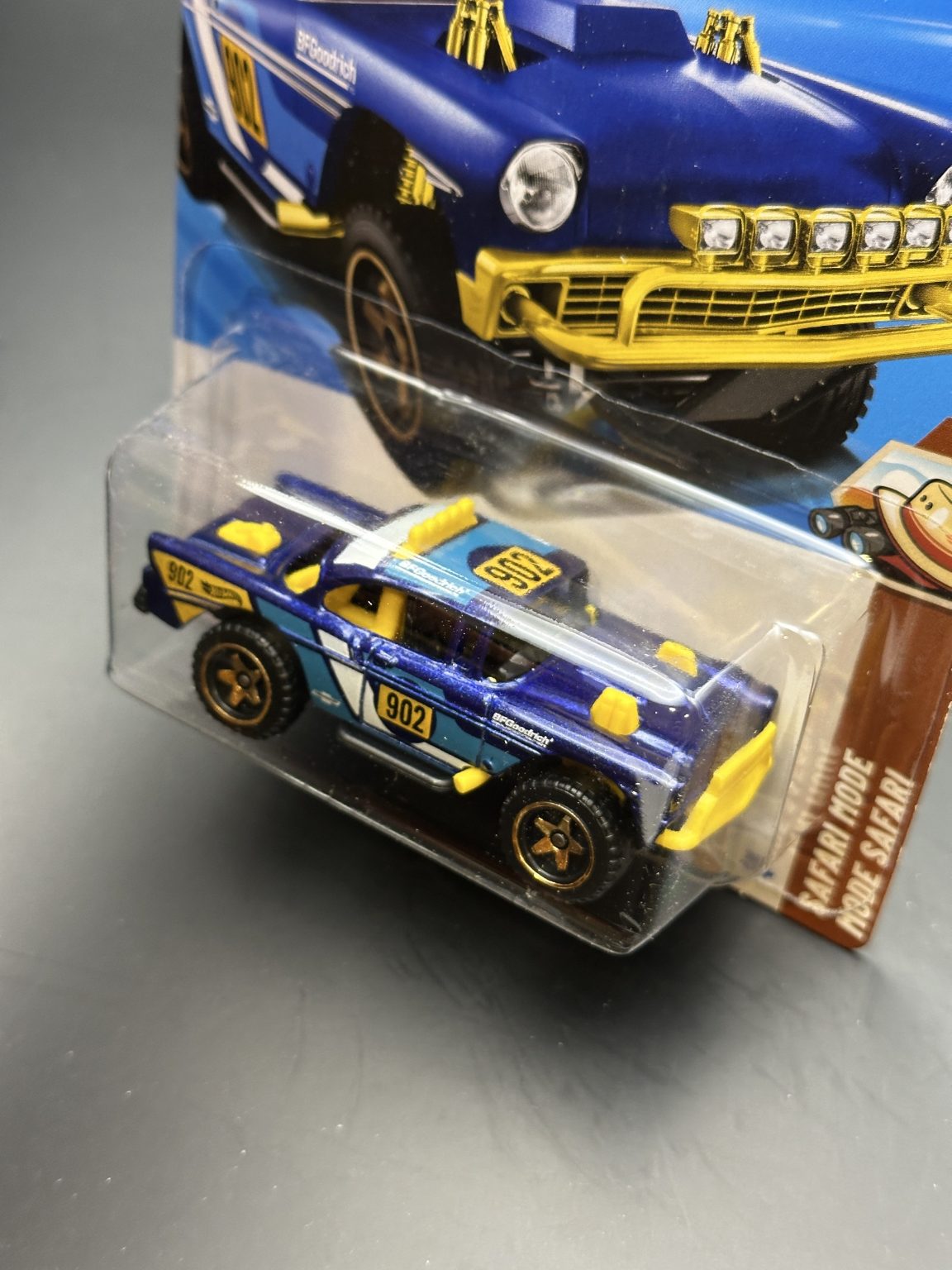 HOT WHEELS - BIG AIR BEL AIR (2025) - HW SAFARI MODE 3/5