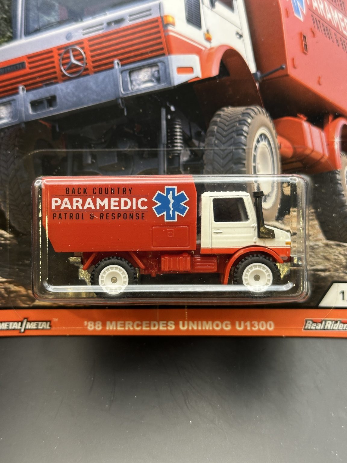 HOT WHEELS - 88 MERCEDES UNIMOG U1300 (2020) - CAR CULTURE WILD TERRAIN 1/5