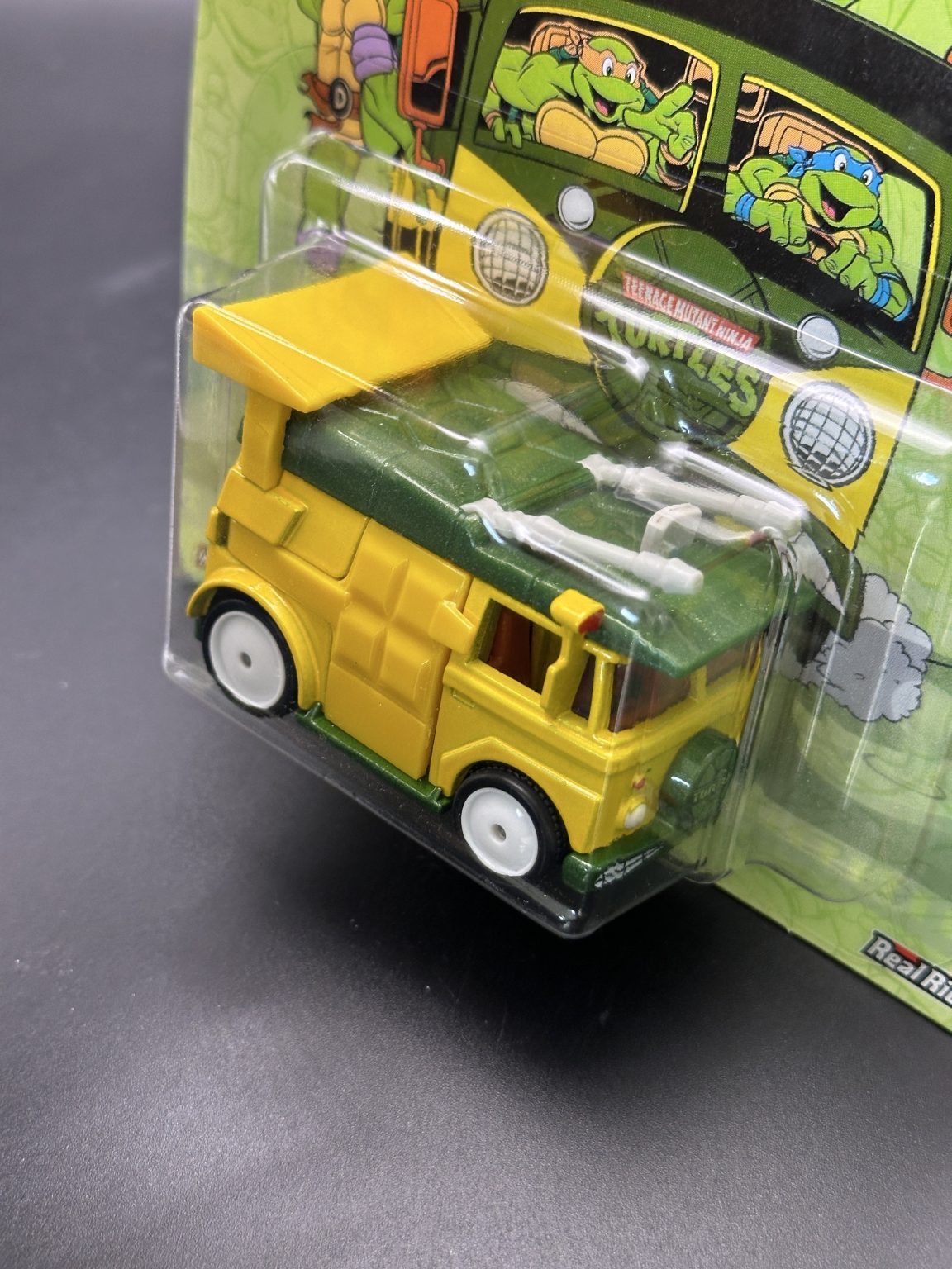 HOT WHEELS - PARTY WAGON (2022) - REPLICA ENTERTAINMENT TMNT