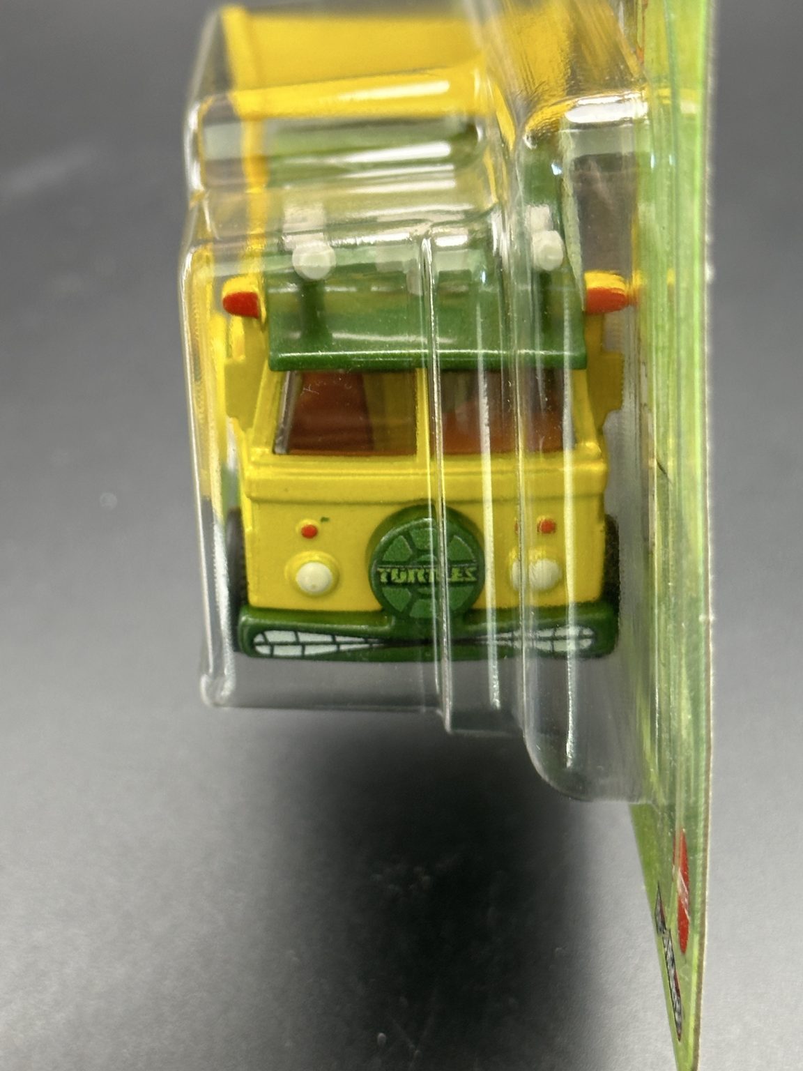 HOT WHEELS - PARTY WAGON (2022) - REPLICA ENTERTAINMENT TMNT