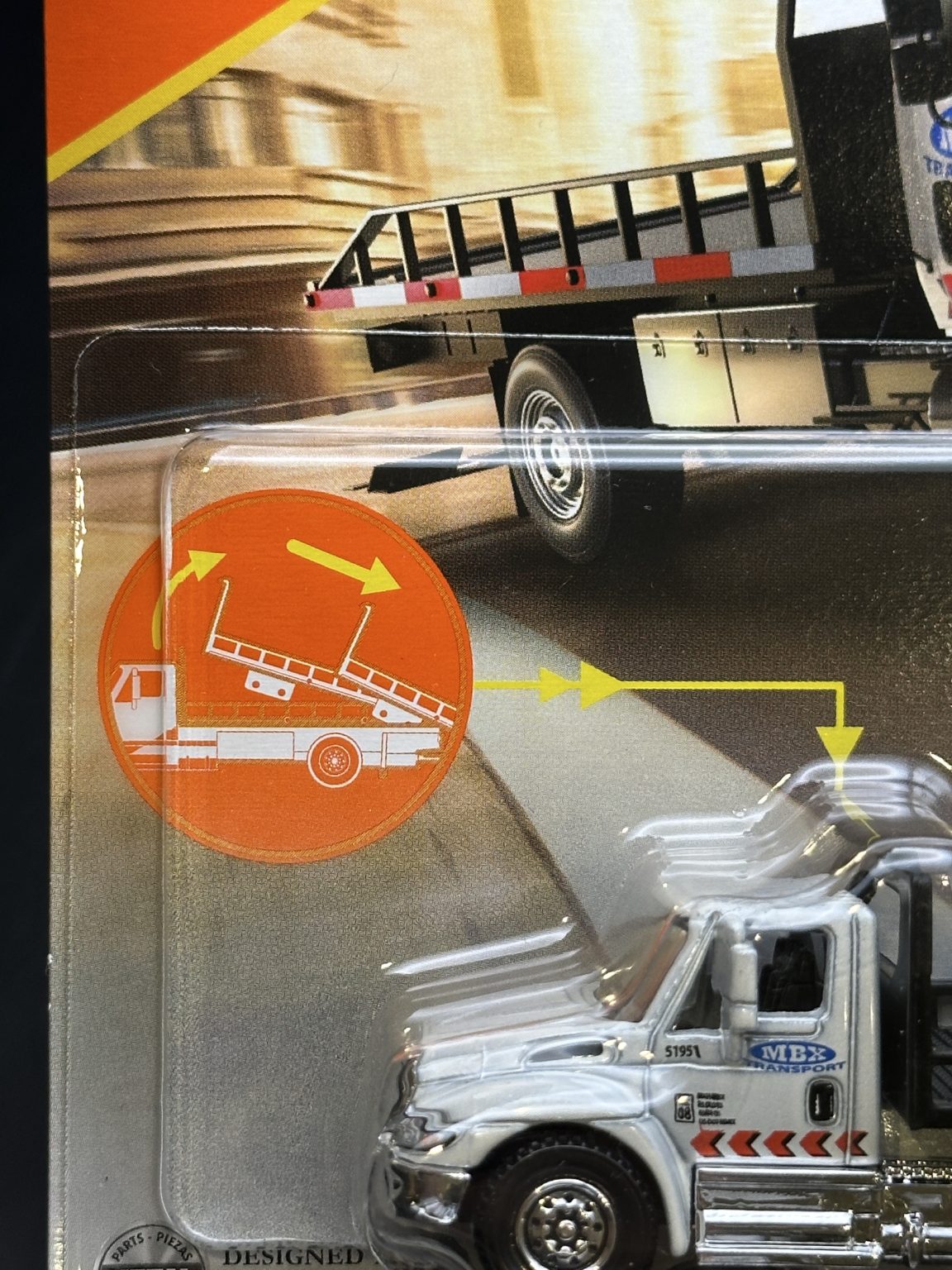MATCHBOX WORKING RIGS - INTERNATIONAL DURASTAR 4400 - DIECAST