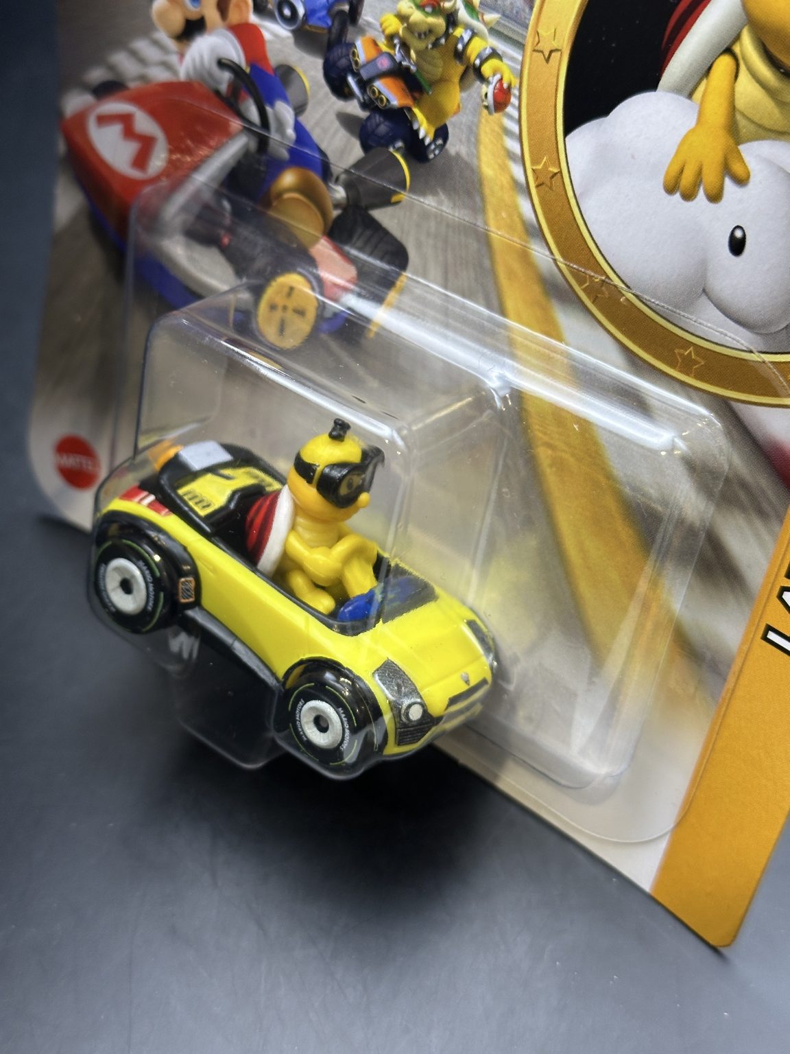 HOT WHEELS - LAKITU - SPORTS COUPE - MARIO KART