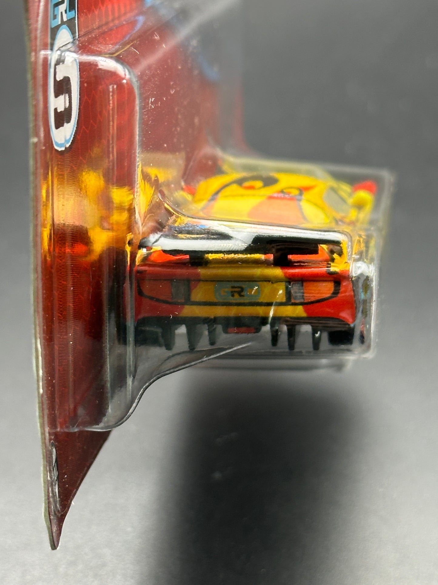 DISNEY PIXAR CARS - MIGUEL CAMINO - DIECAST