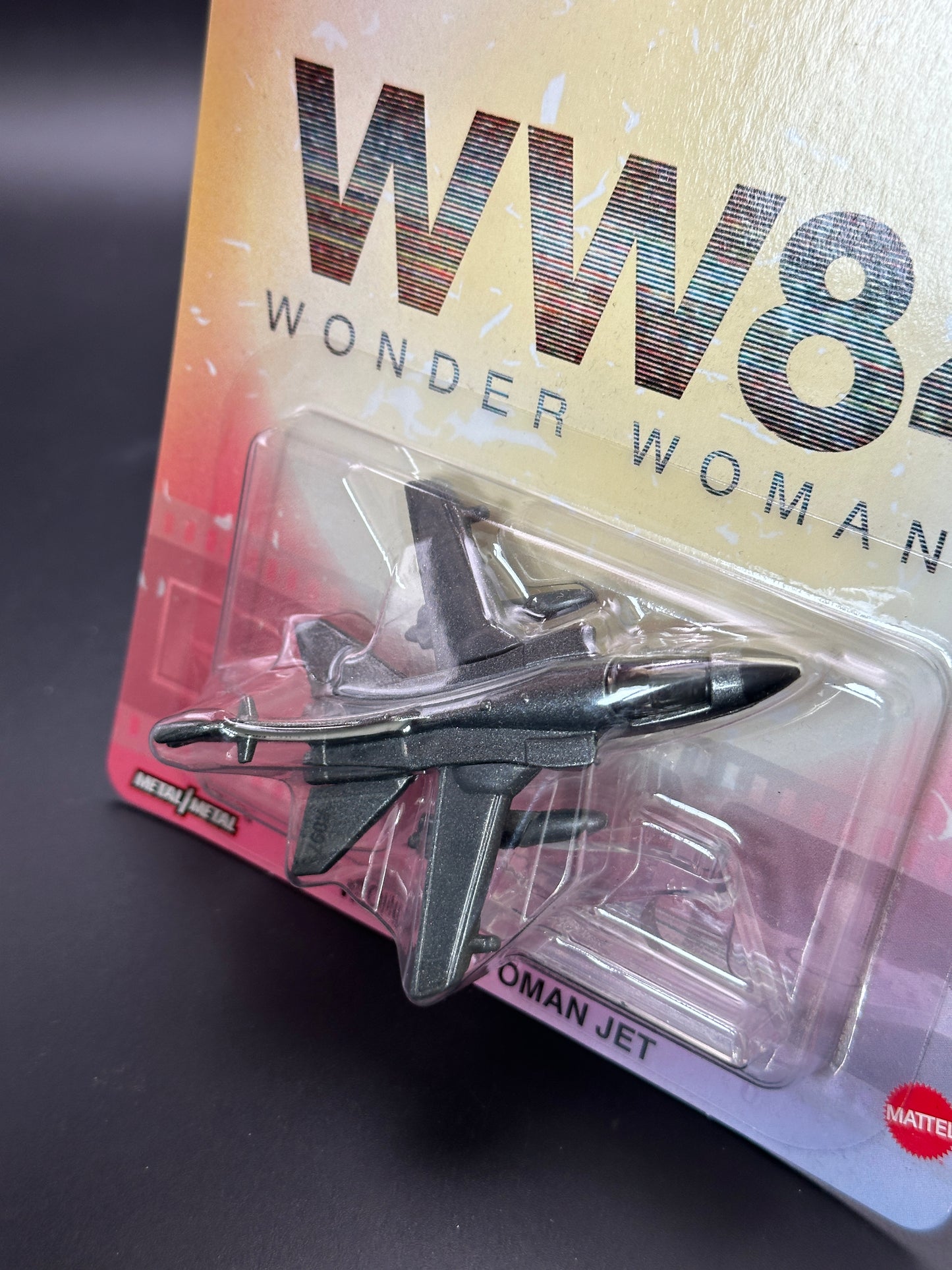 HOT WHEELS - WONDER WOMAN JET (2022) - REPLICA ENTERTAINMENT WONDER WOMAN 1984
