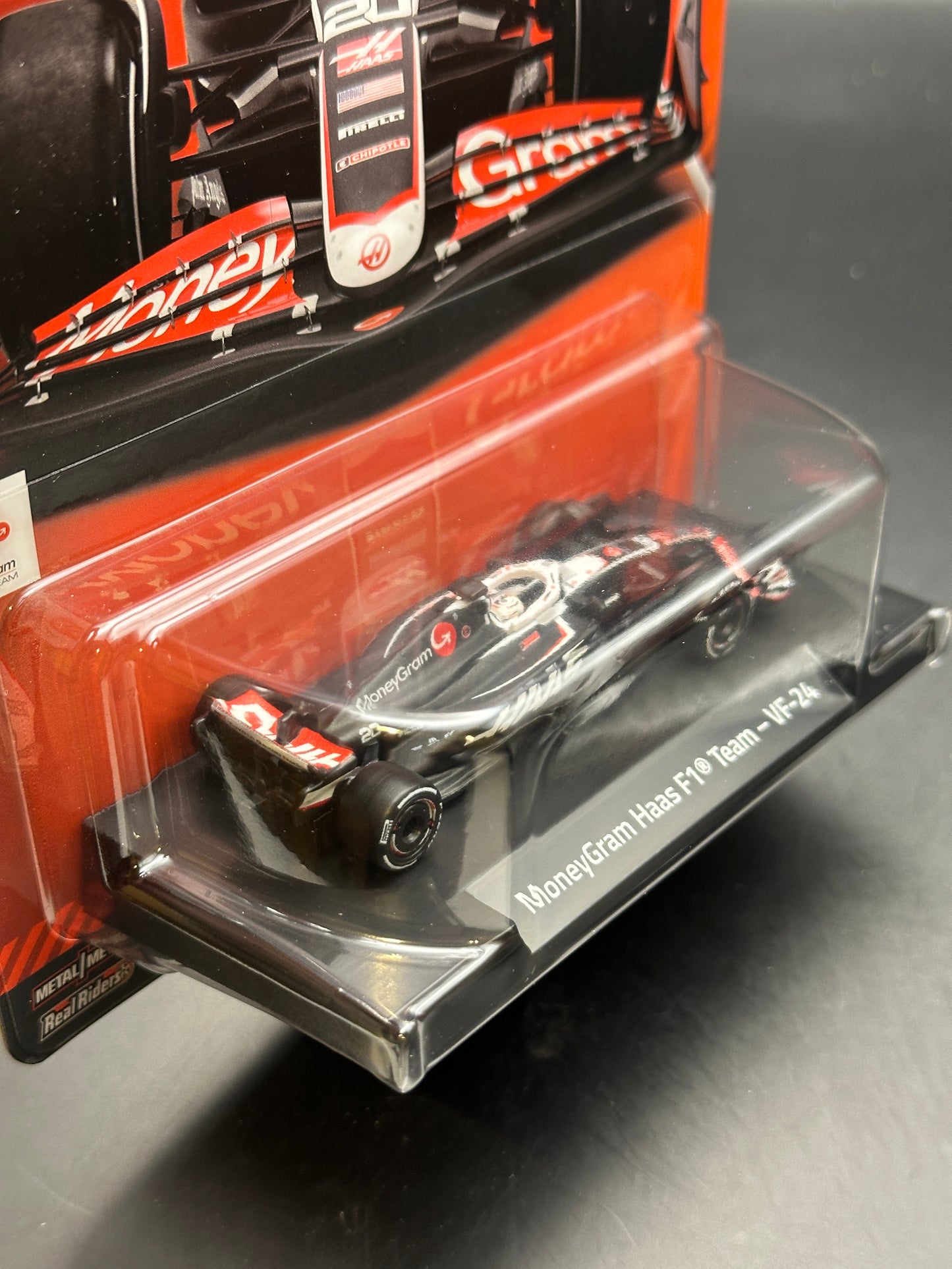 HOT WHEELS - NICO HULKENBERG MONEY GRAM HAAS F1 TEAM VF-24 #20 (2025) - FORMULA 1 SERIES