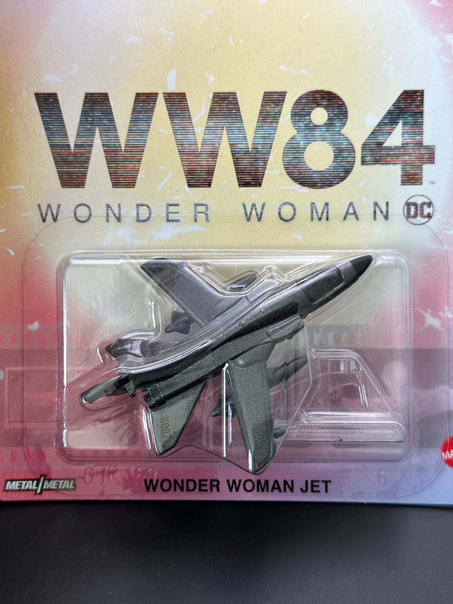 HOT WHEELS - WONDER WOMAN JET (2022) - REPLICA ENTERTAINMENT WONDER WOMAN 1984