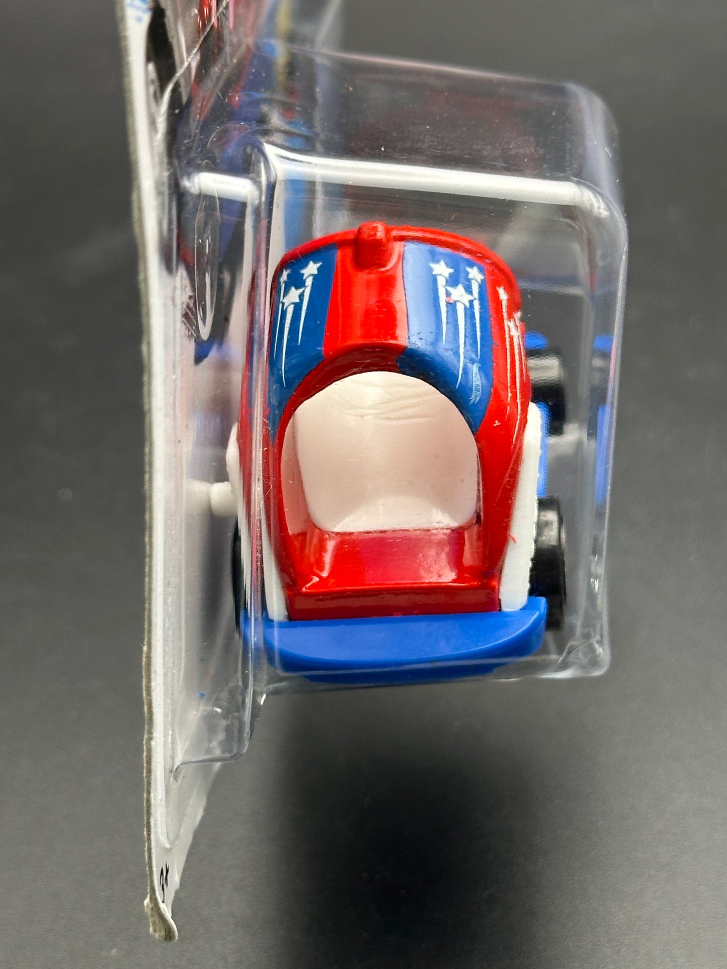 HOT WHEELS - BOOM CAR - (2017) - HW RIDE ONS 1/5