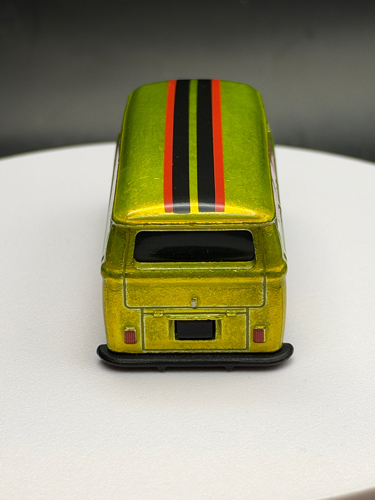 HOT WHEELS - VOLKSWAGEN T1 PANEL BUS (2025) - THE HOT ONES 7/8 - LOOSE