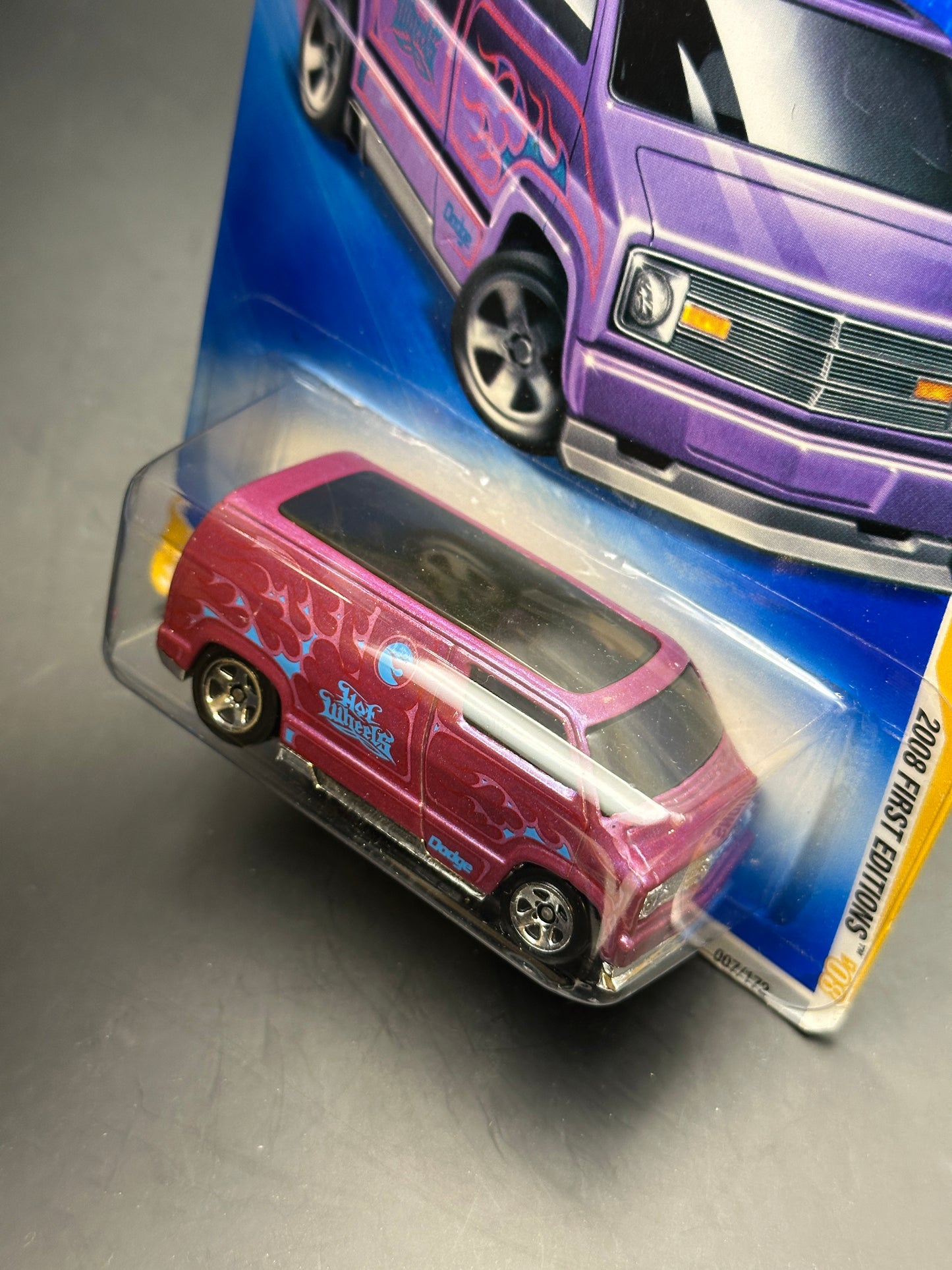 HOT WHEELS - CUSTOM 77 DODGE VAN (2008) - HW 2008 FIRST EDITIONS 7/40