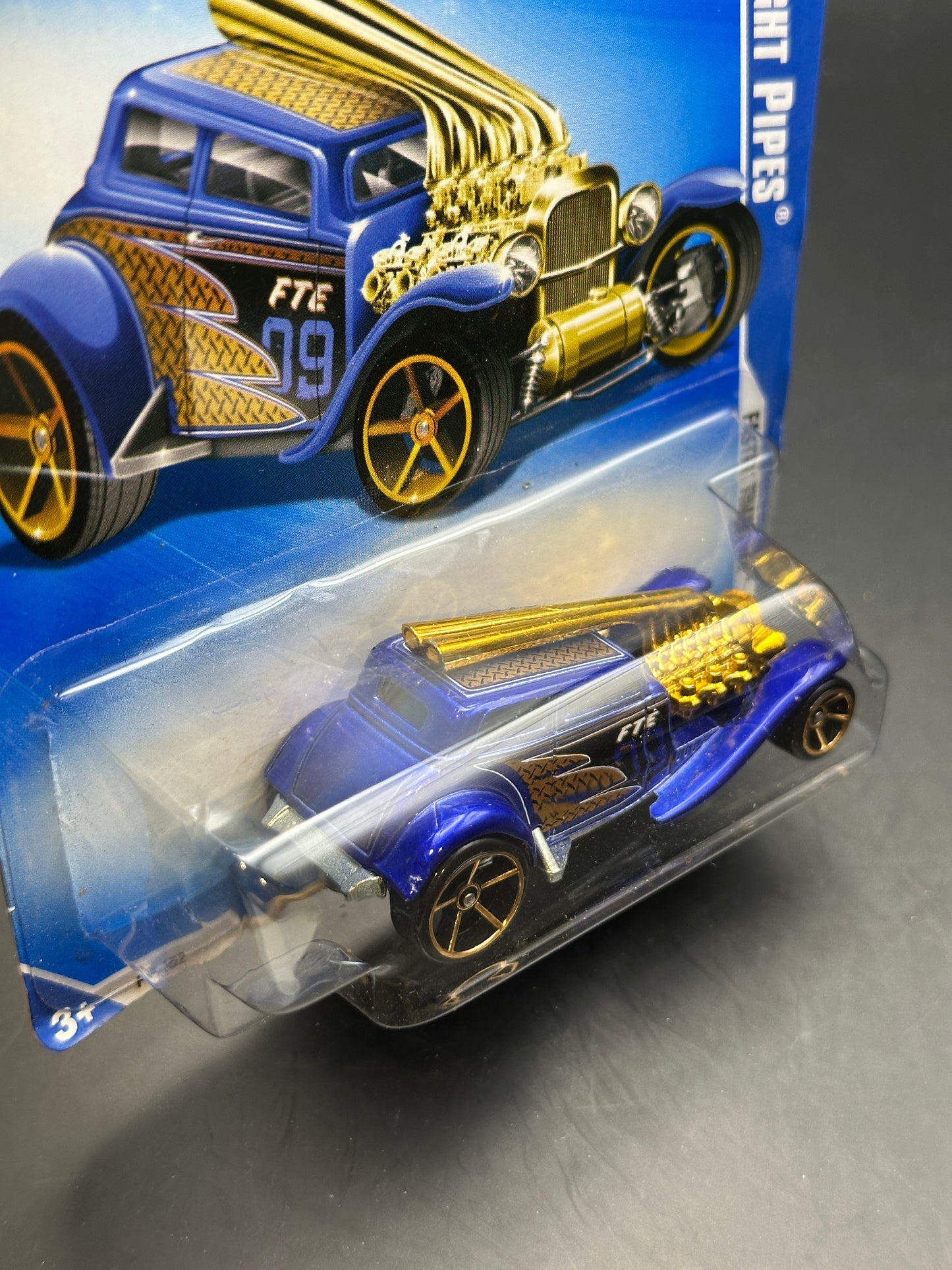 HOT WHEELS - STRAIGHT PIPES (2009) - HW FASTER THAN EVER 6/10
