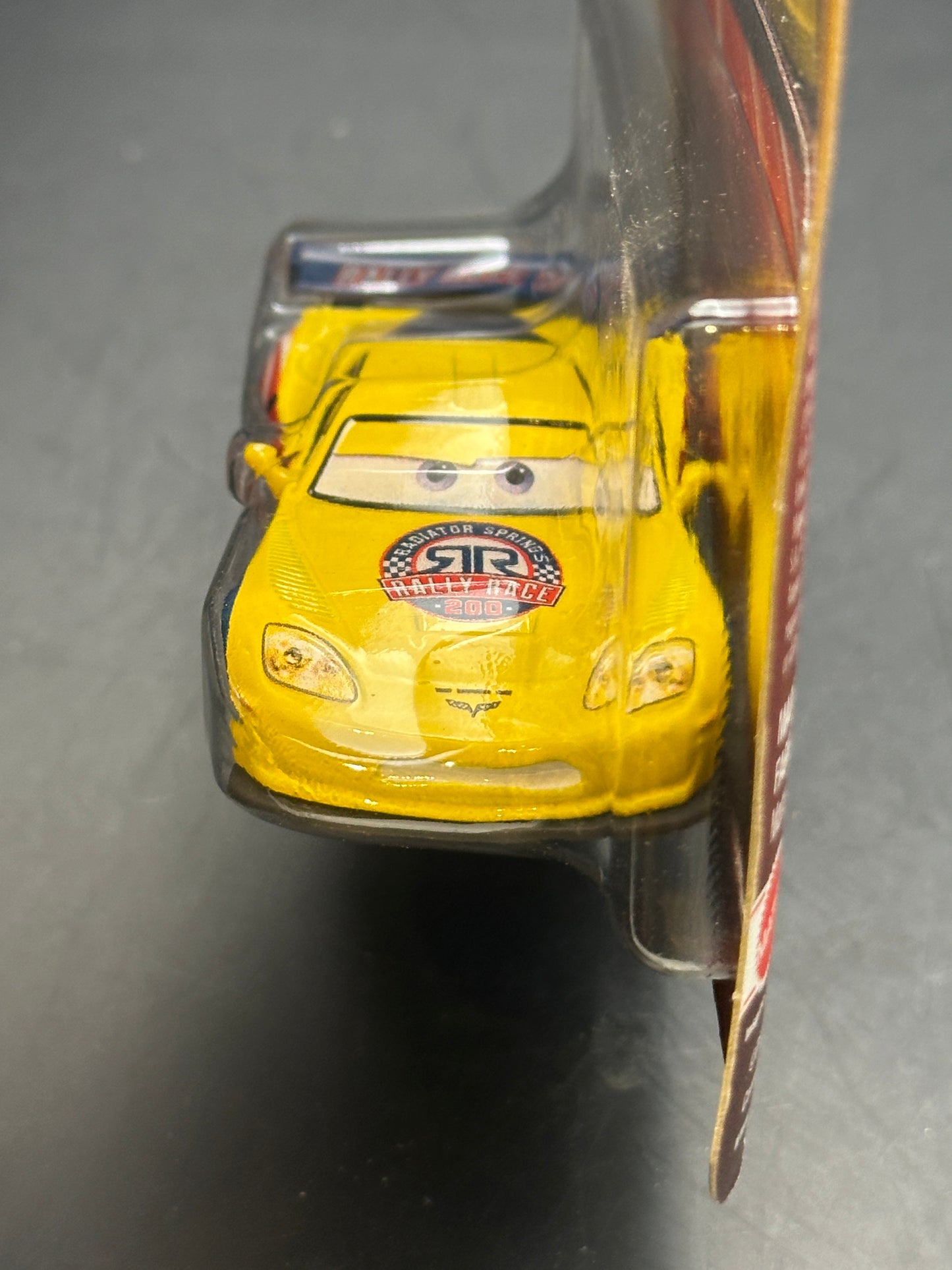 DISNEY PIXAR CARS - JEFF CORVETTE - CARS - RACE AND RESCUE DIECAST