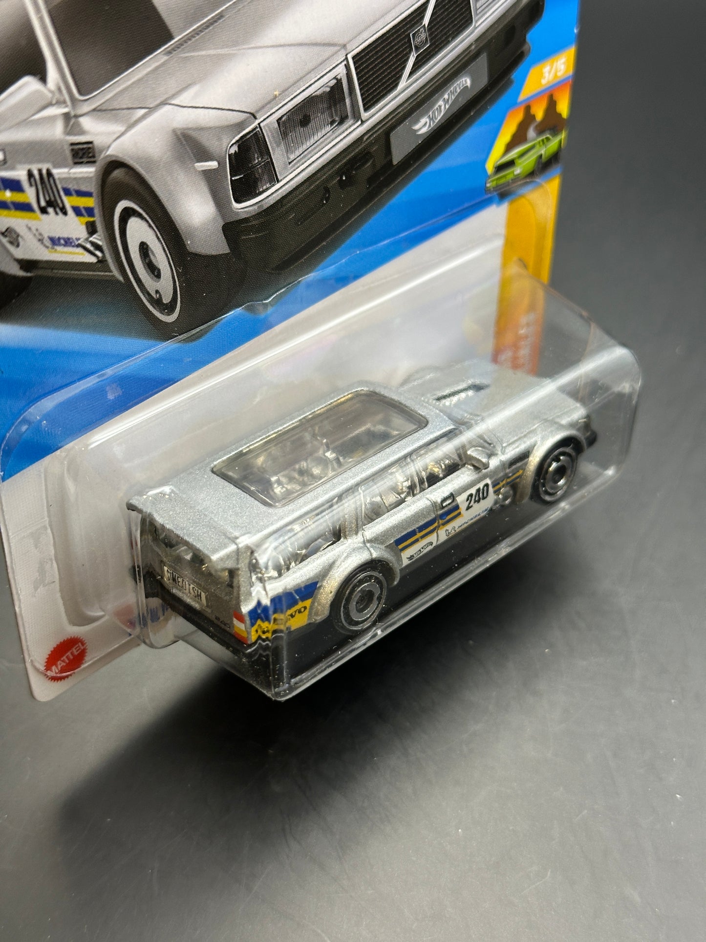 HOT WHEELS - VOLVO 240 DRIFT WAGON (2025) - HW WAGONS 3/5