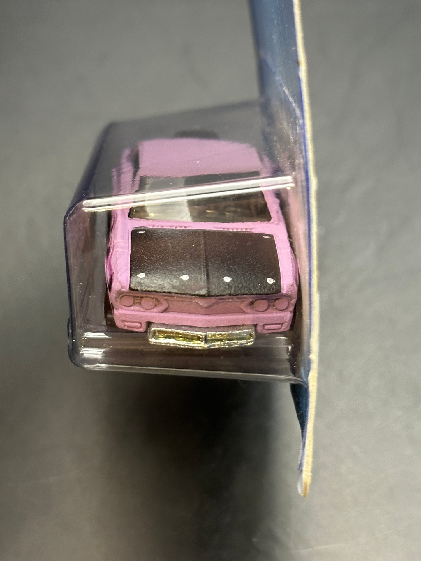 HOT WHEELS - VAIRY 8 (2005) - HW MAINLINE #136