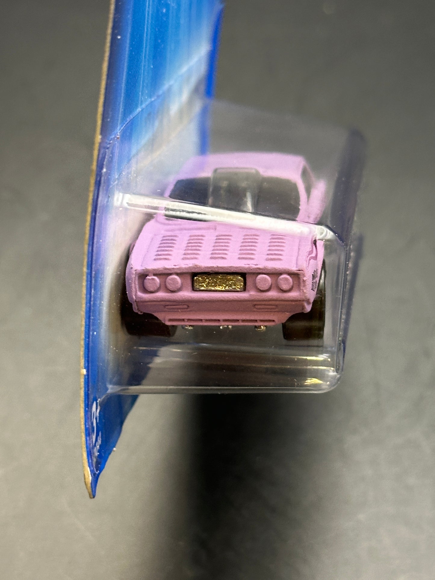 HOT WHEELS - VAIRY 8 (2005) - HW MAINLINE #136