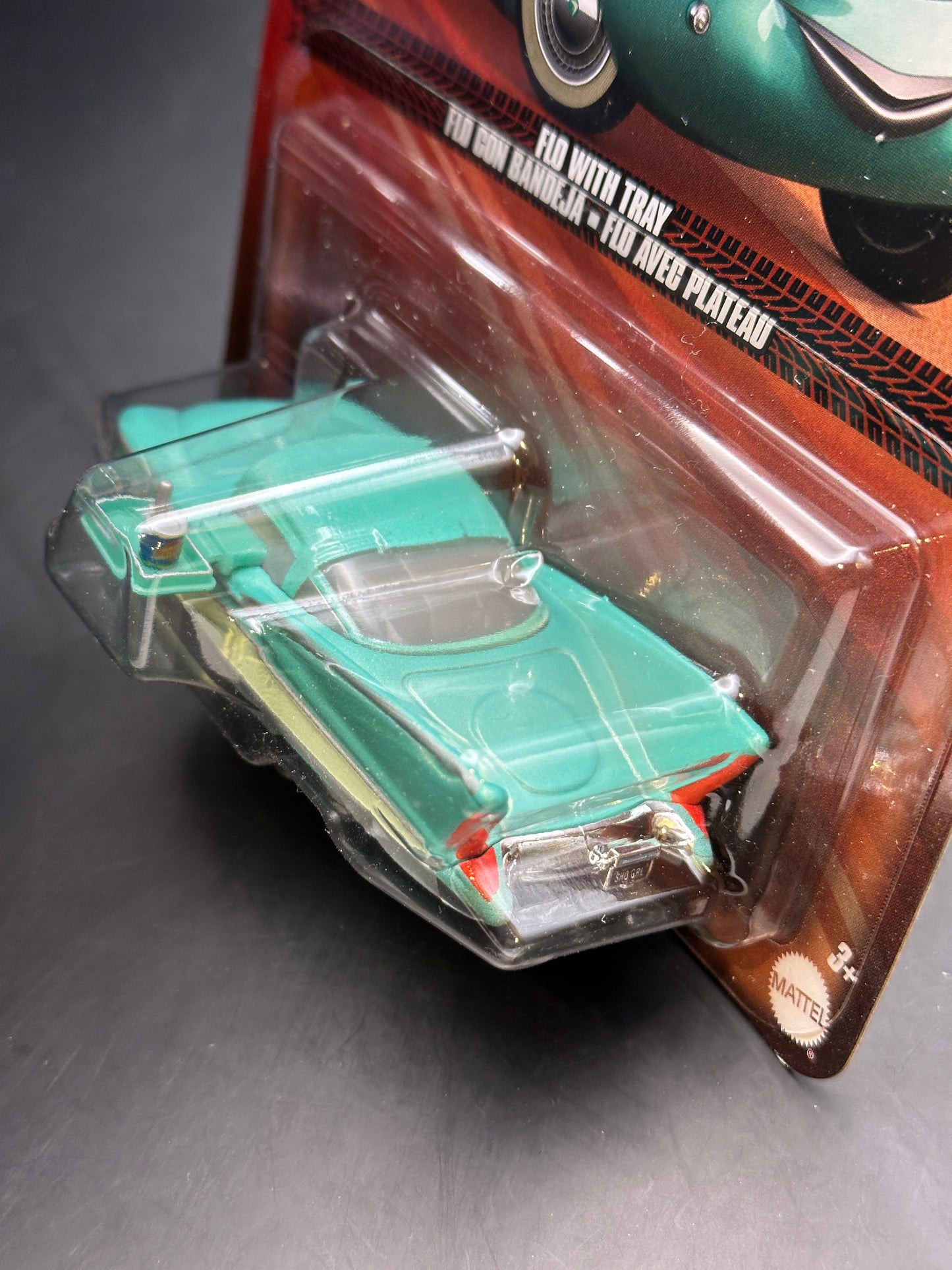 DISNEY PIXAR CARS - FLO WITH TRAY - CARS - DIECAST