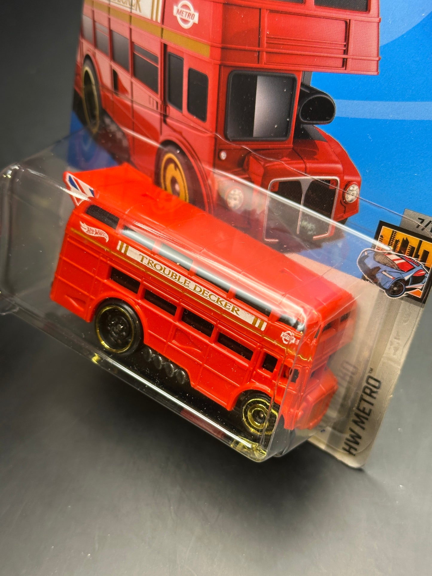 HOT WHEELS - TROUBLE DECKER (2023) - HW METRO 7/10
