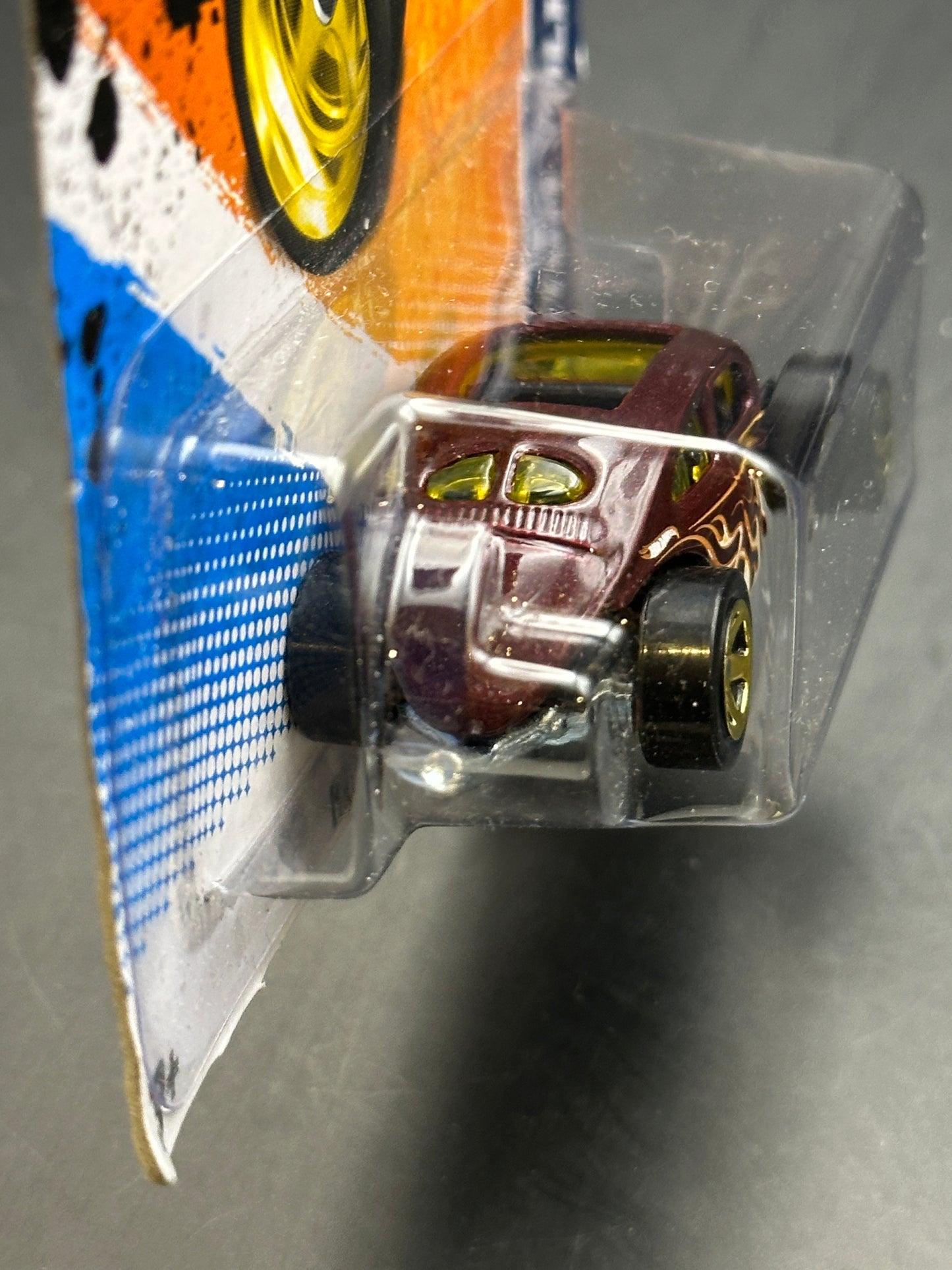 HOT WHEELS - CUSTOM VOLKSWAGEN BEETLE (2011) - HW HEAT FLEET 9/10